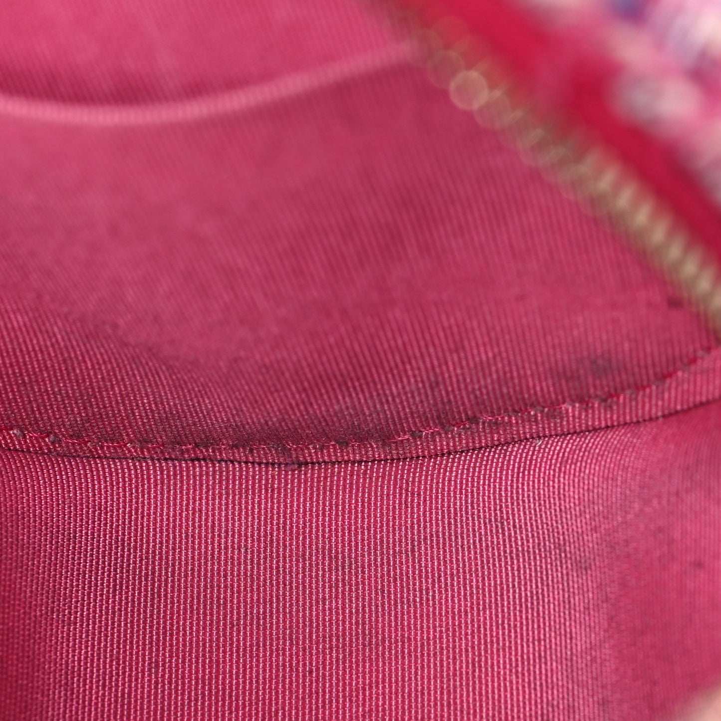Tweed Quilted Round Clutch With Chain Pink