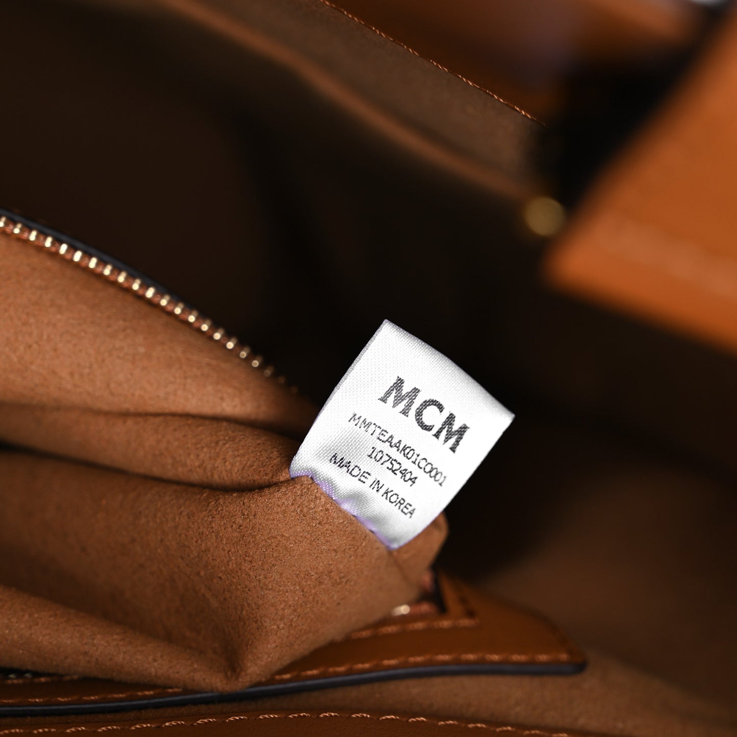 Visetos Calfskin Large Vertical Diamond Tote Cognac