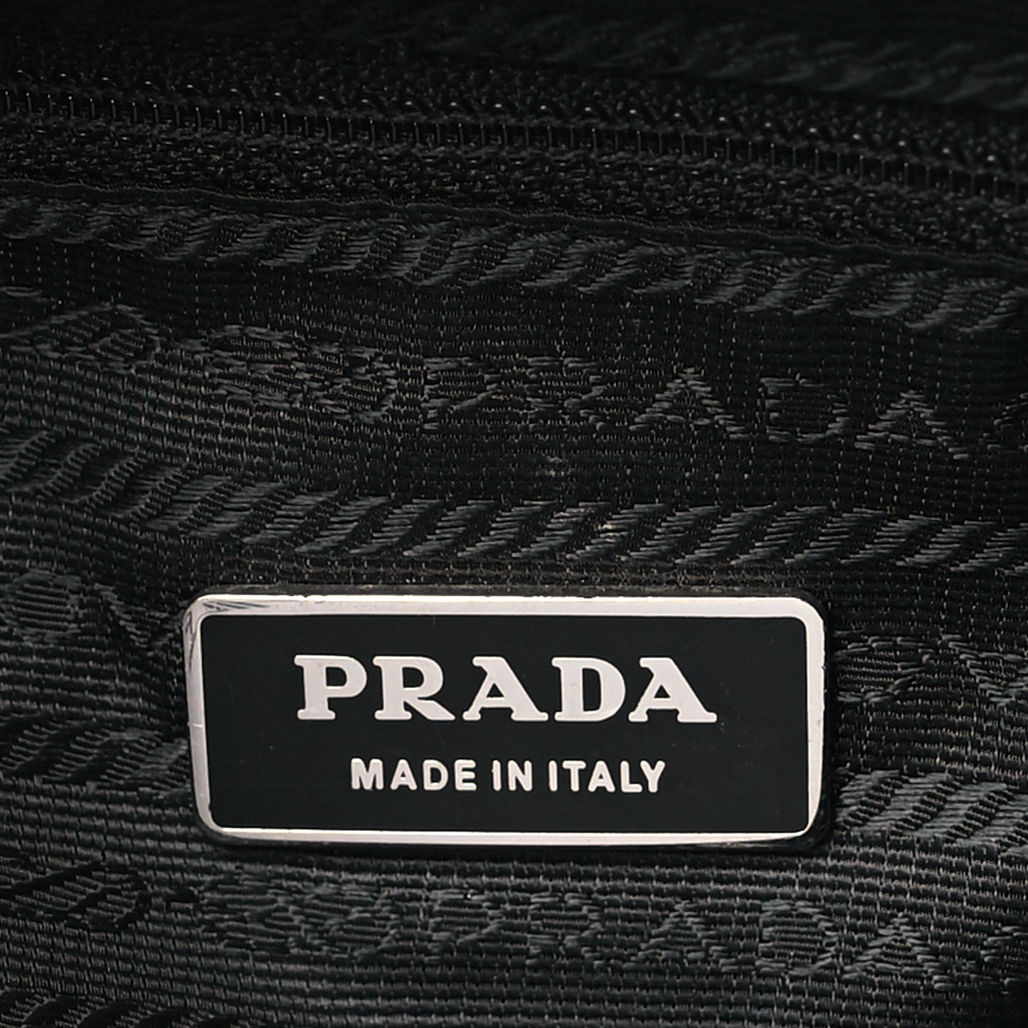 Nylon Vela Messenger Bag Black