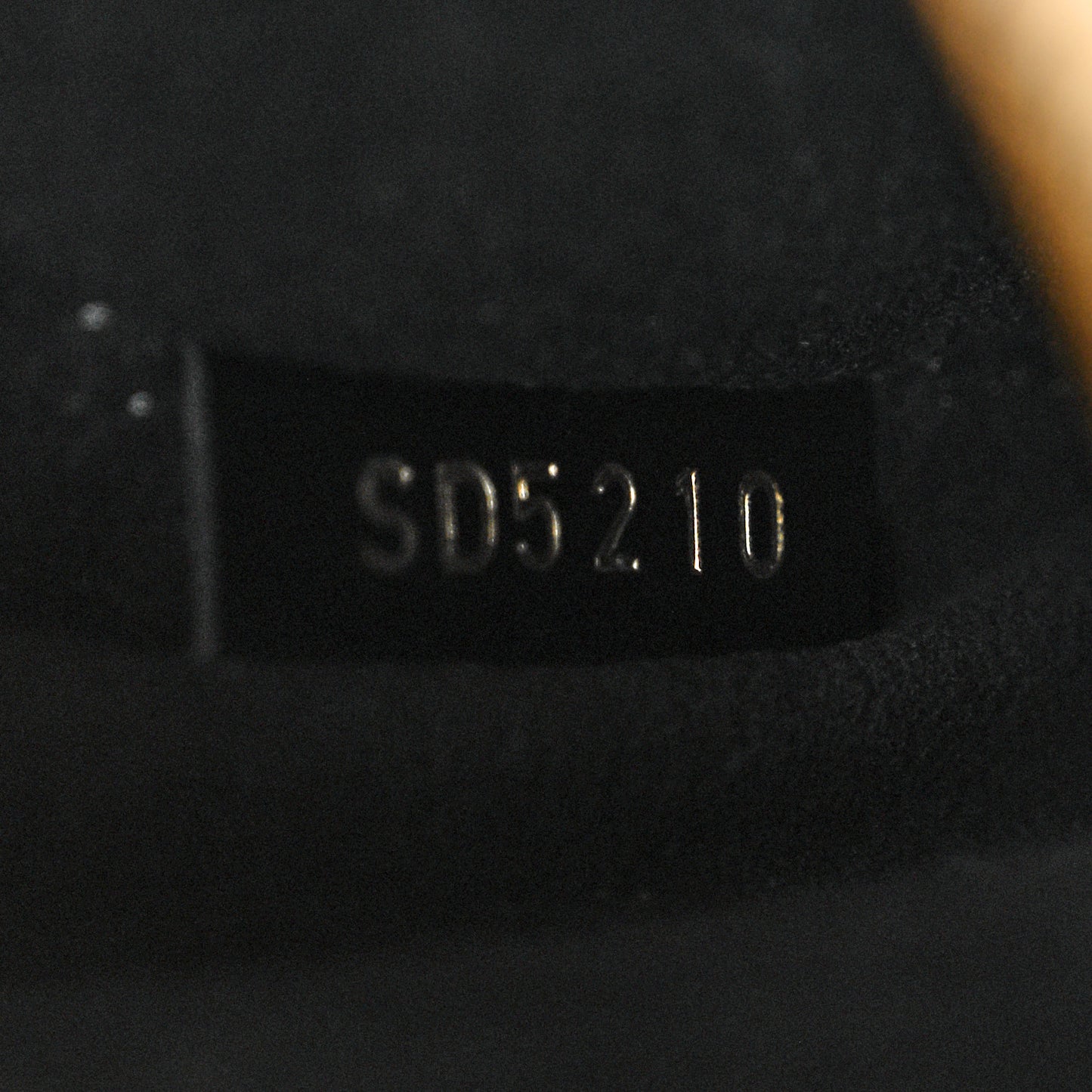 Reverse Monogram Pochette Metis