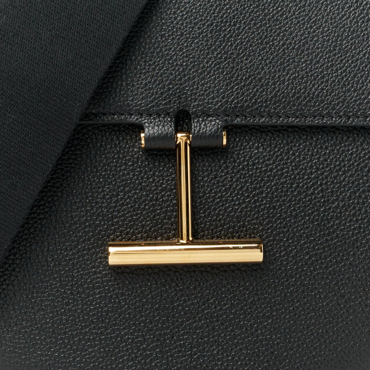 Tom Ford Grained Calfskin Mini T Clasp Tara Crossbody Bag Black 7 of 9