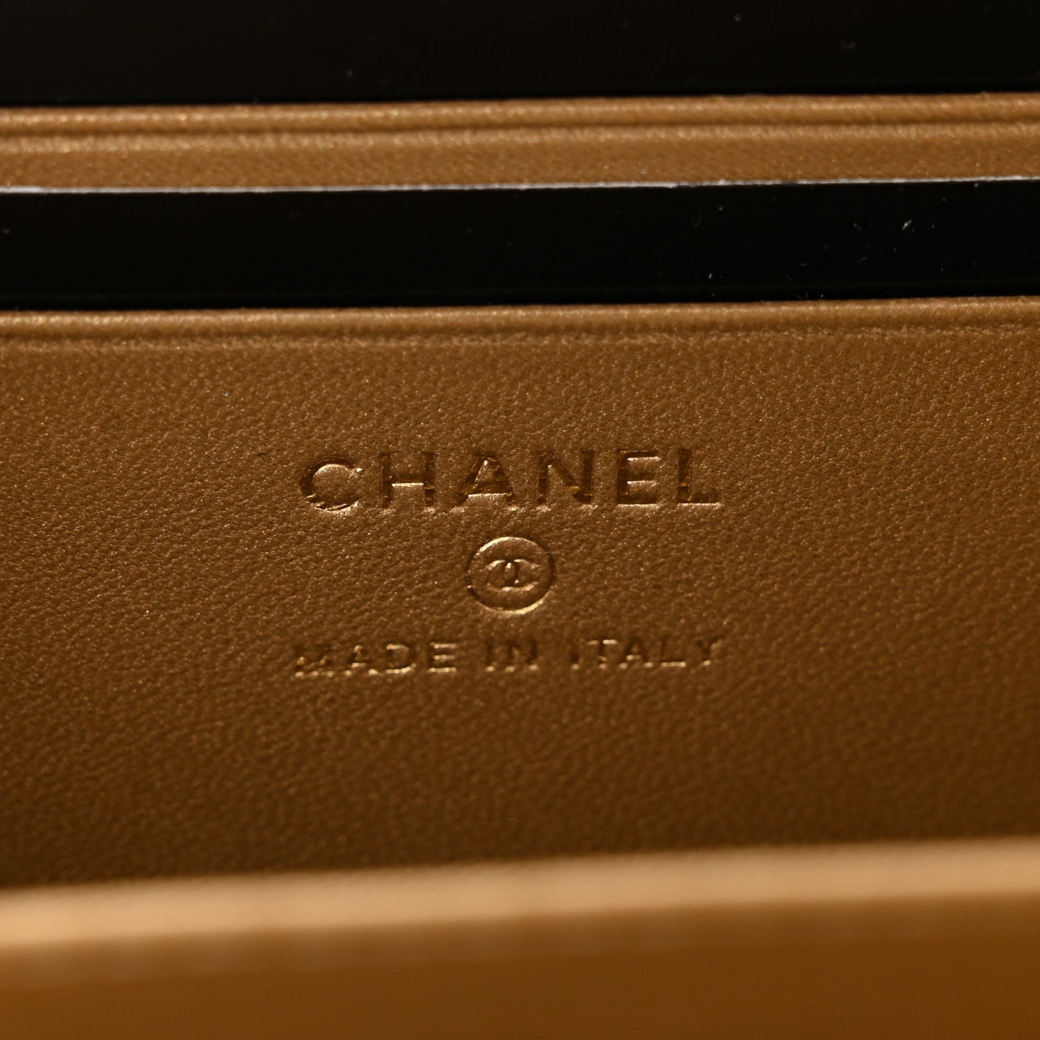 Chanel Lambskin Quilted CC Pearl Crush Camera Case Beige 6 of 11