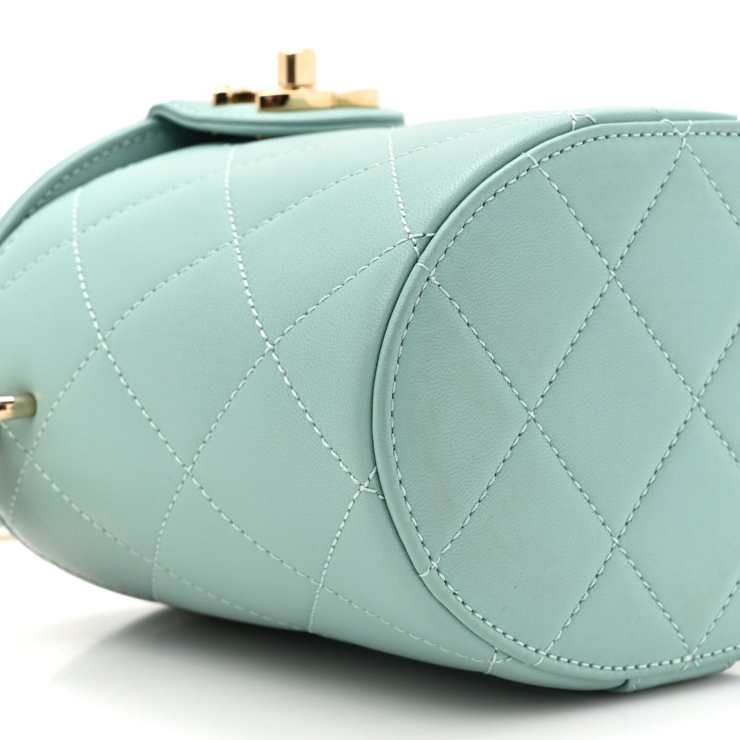 Lambskin Resin Elegant Chain Vanity Case Light Blue