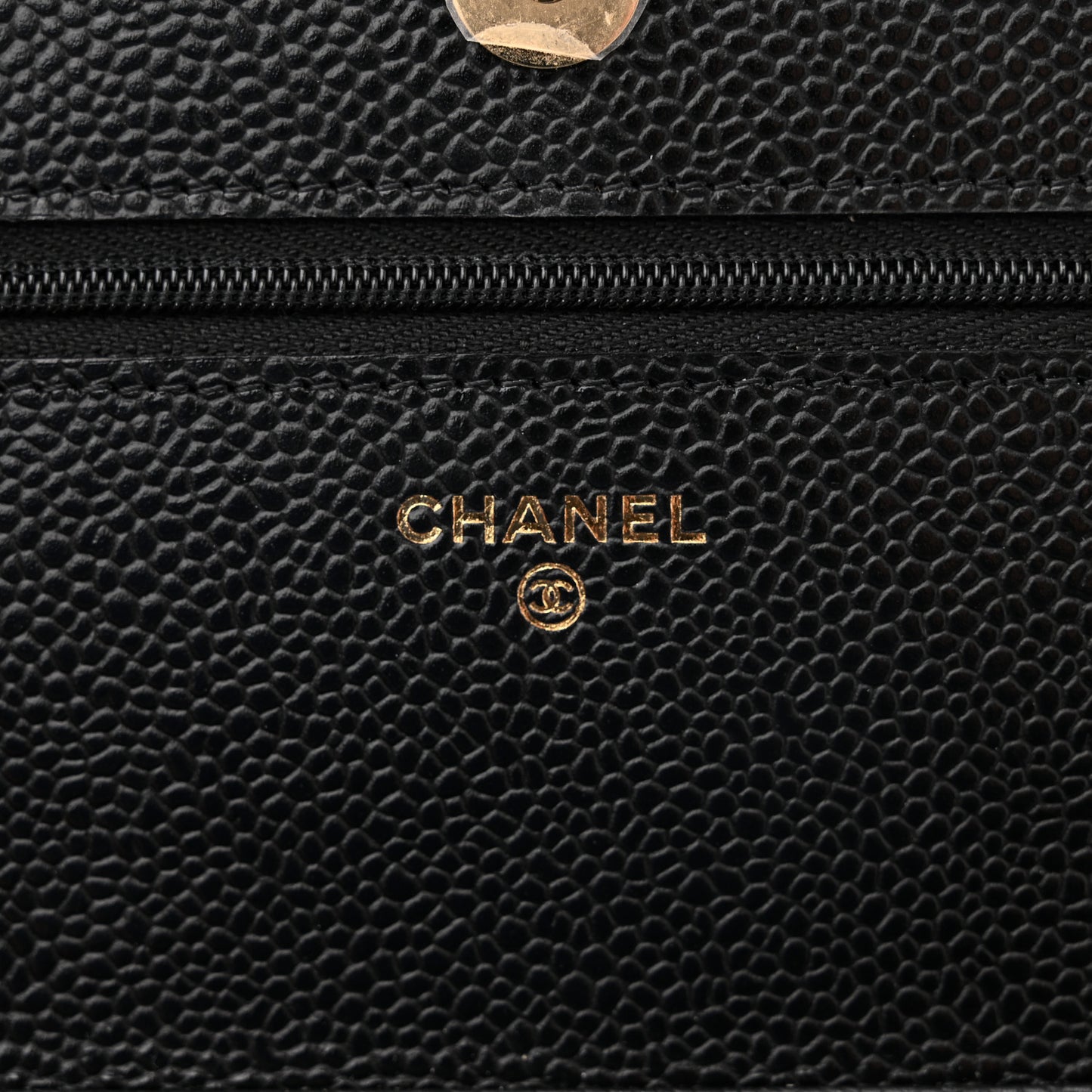Caviar Quilted Wallet on Chain WOC Black