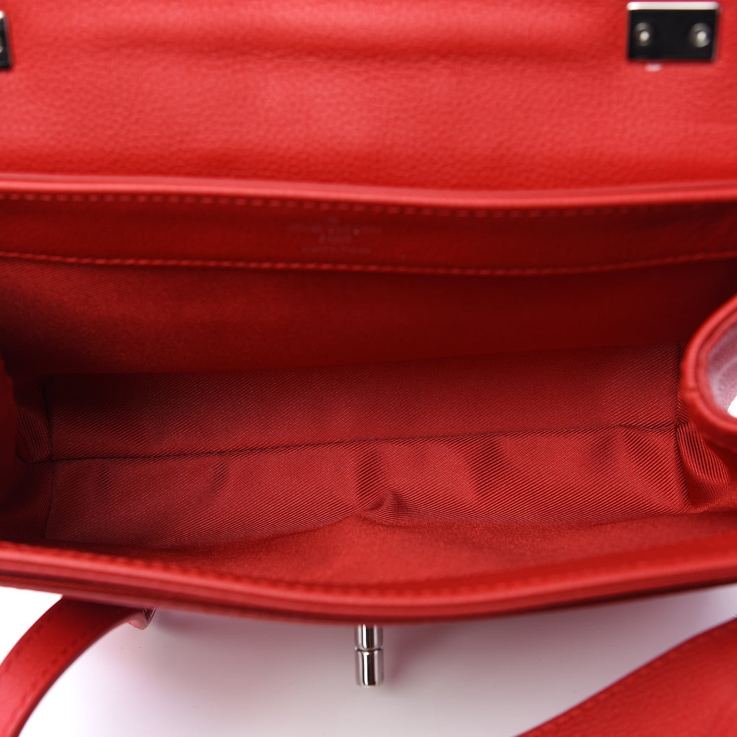 Calfskin Lockme II Chain Bag BB Rubis