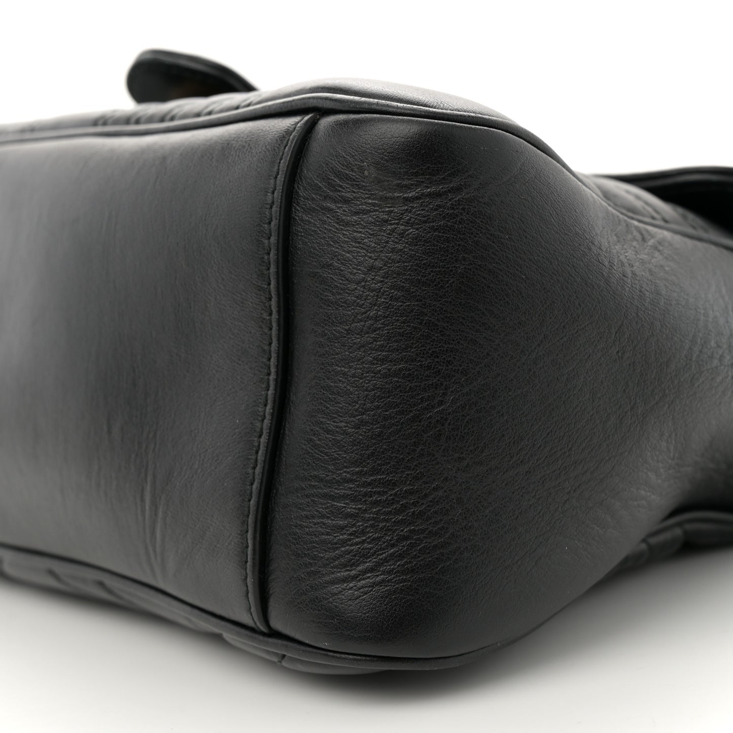 Calfskin Matelasse Small GG Marmont Top Handle Shoulder Bag Black