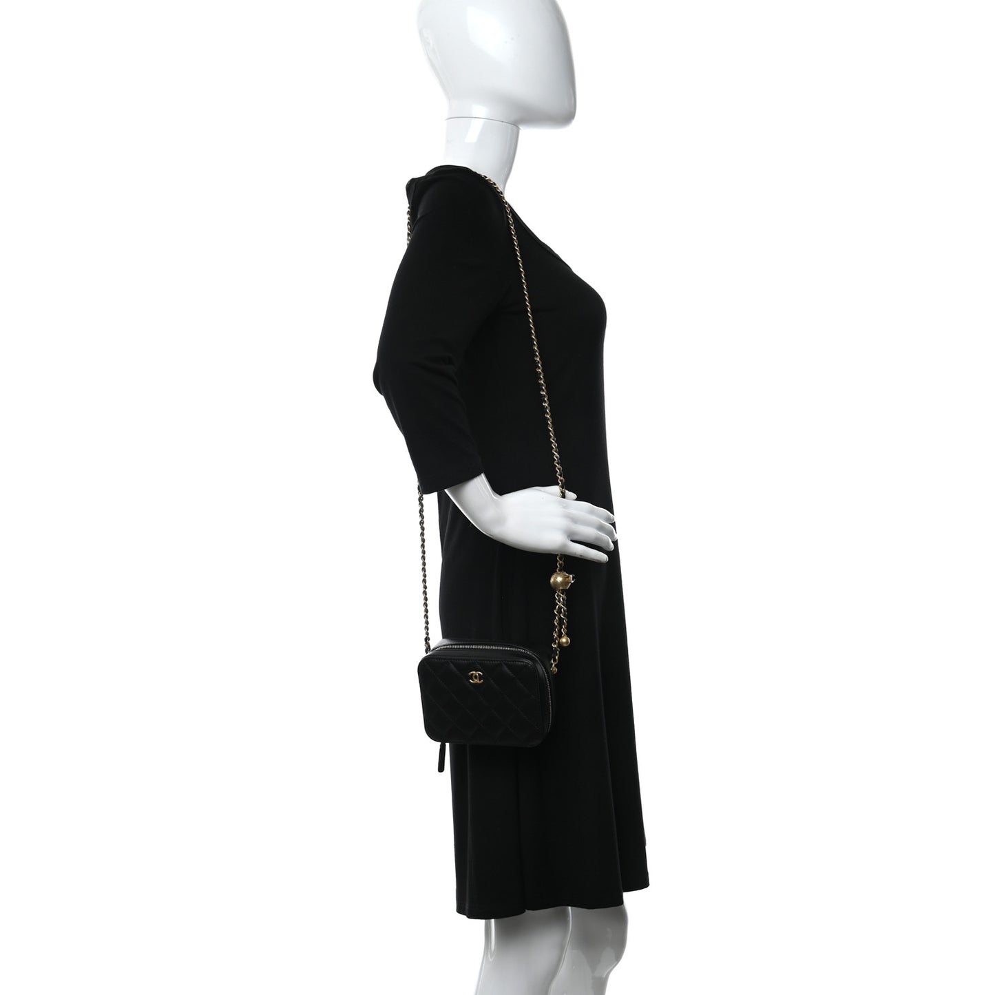 Lambskin Quilted CC Pearl Crush Camera Case Black