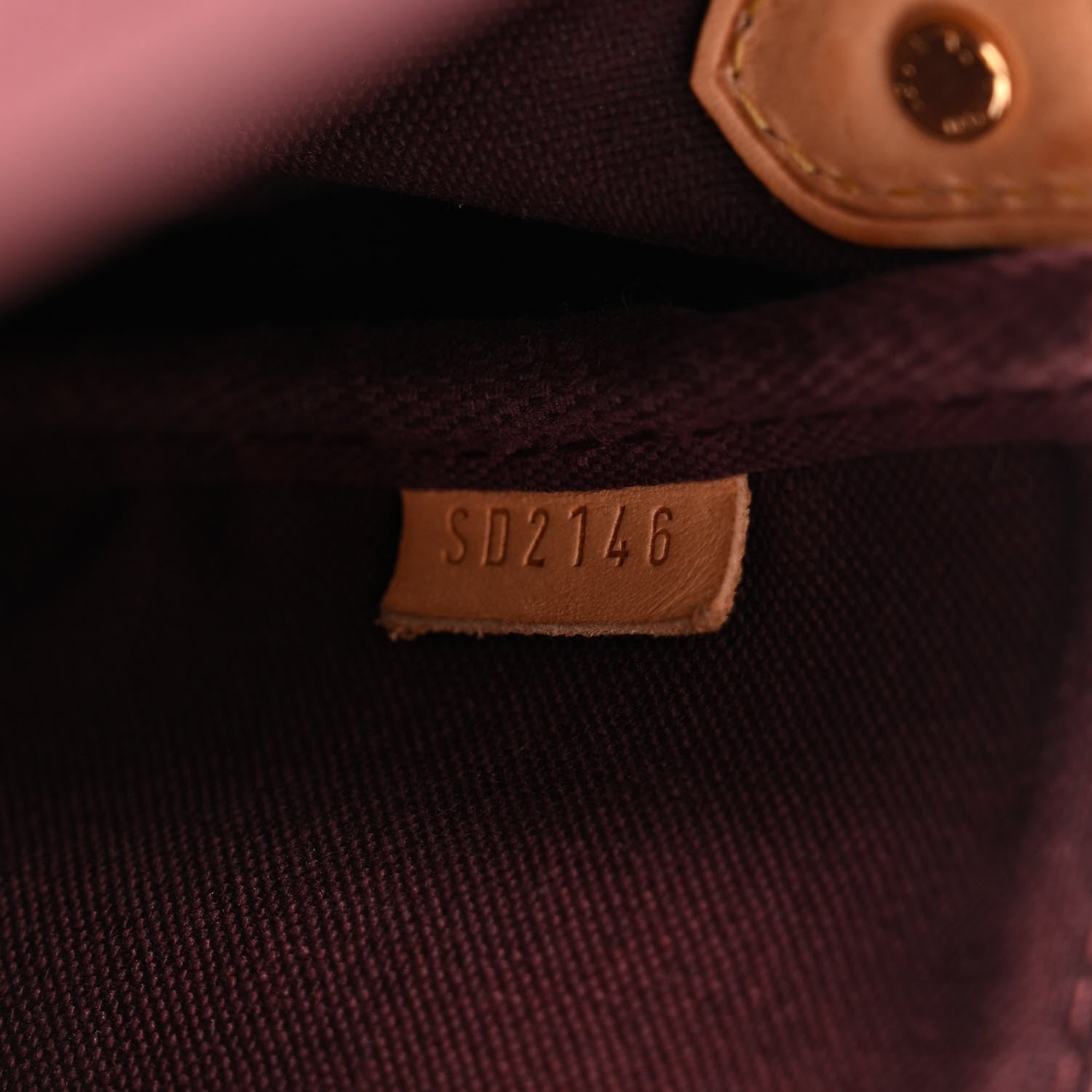 Louis Vuitton LOUIS VUITTON Monogram Favorite MM 8 of 12