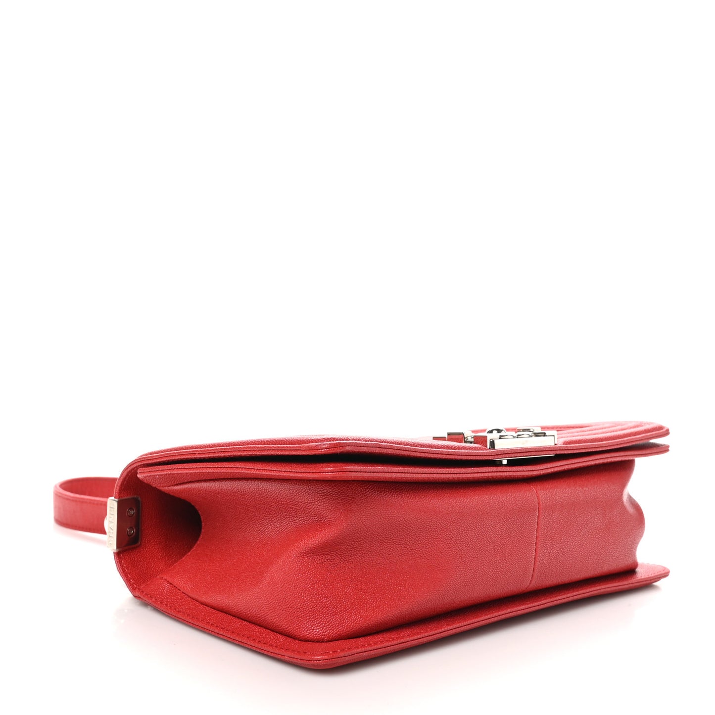Caviar Quilted Medium Boy Flap Red