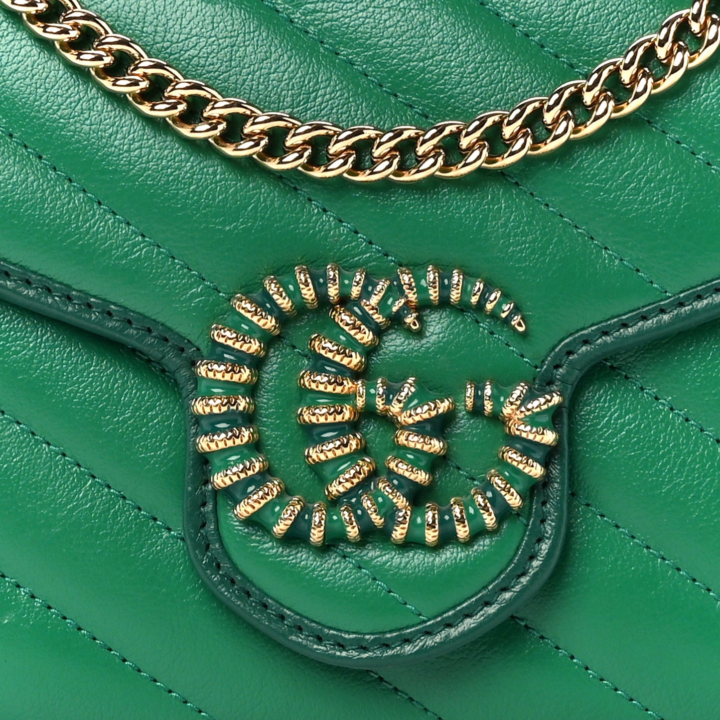 Azalea Calfskin Enamel Matelasse Diagonal Torchon GG Marmont Chain Wallet New Shamrock Emerald