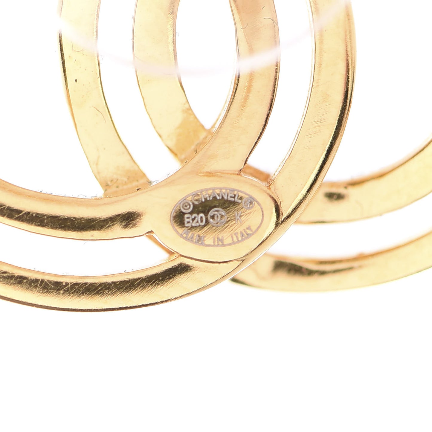 Metal Obazine CC Earrings Gold