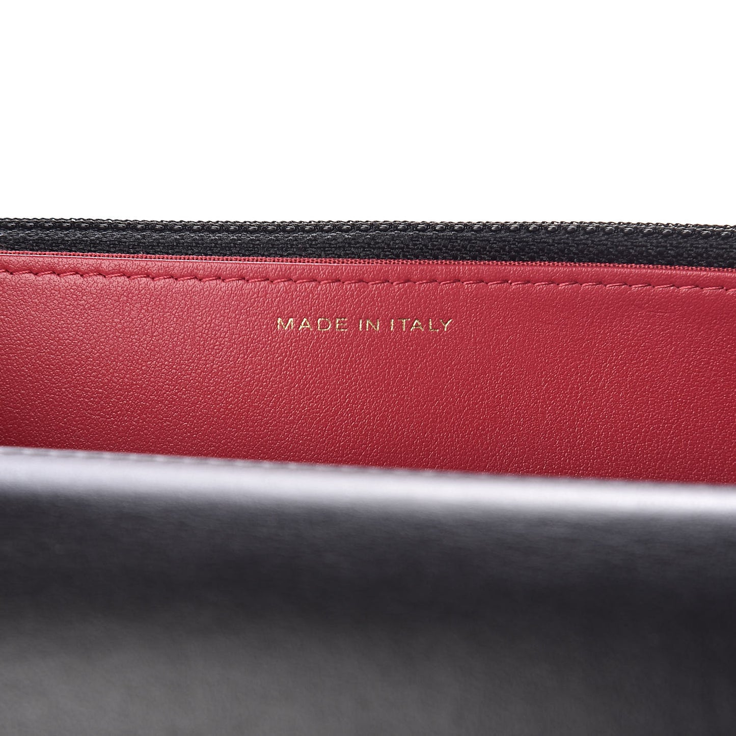 Lambskin Quilted 19 Wallet On Chain WOC Black