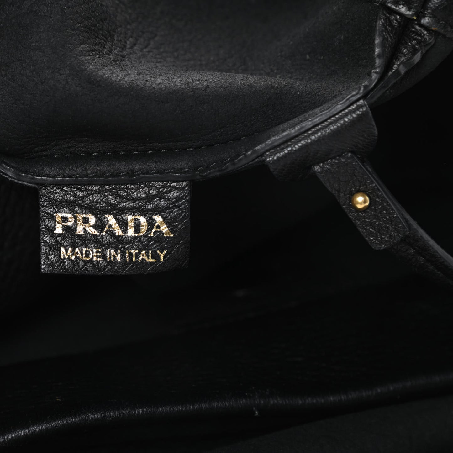Cervo Flap Shoulder Bag Black