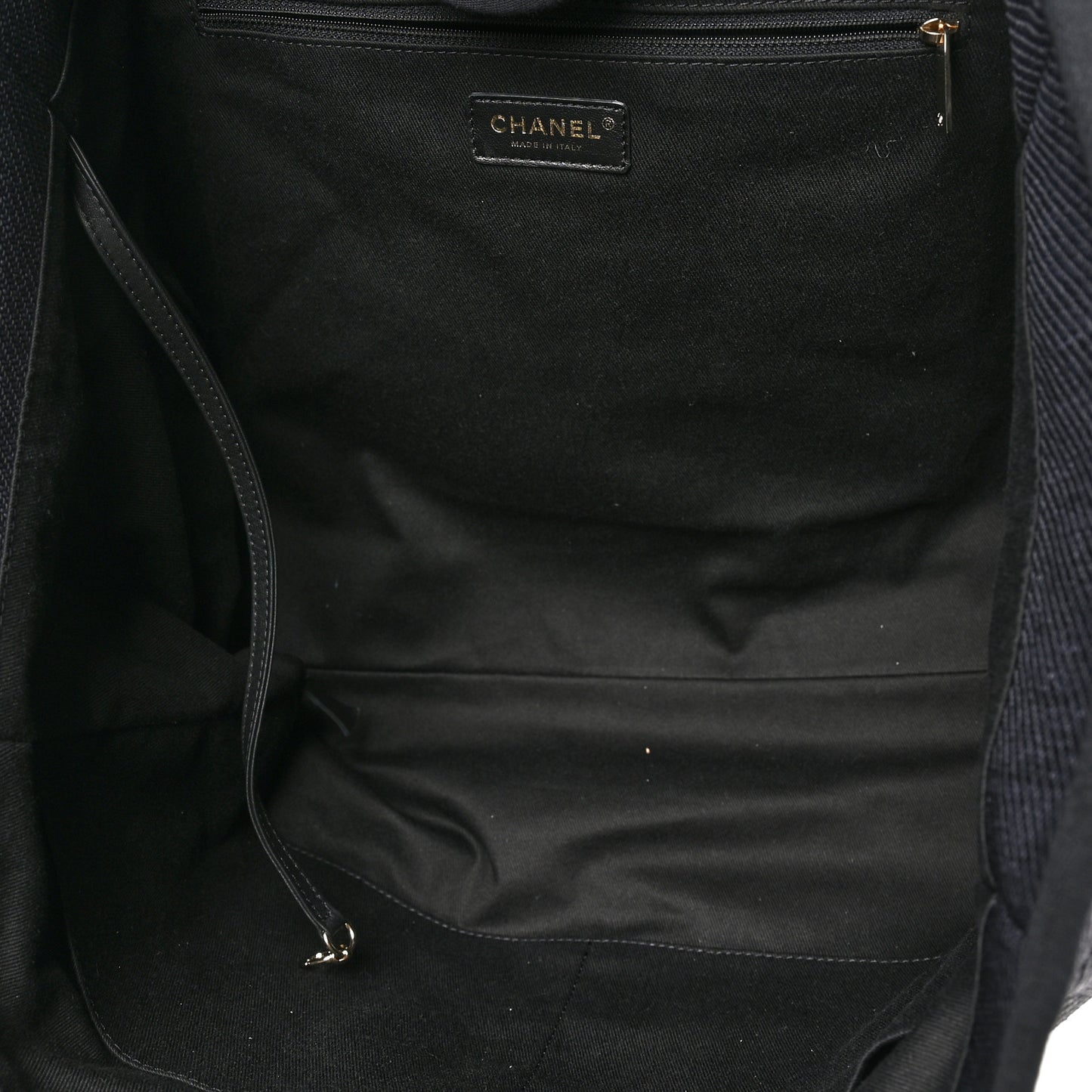 Woven Straw Raffia Large Deauville Tote  Black