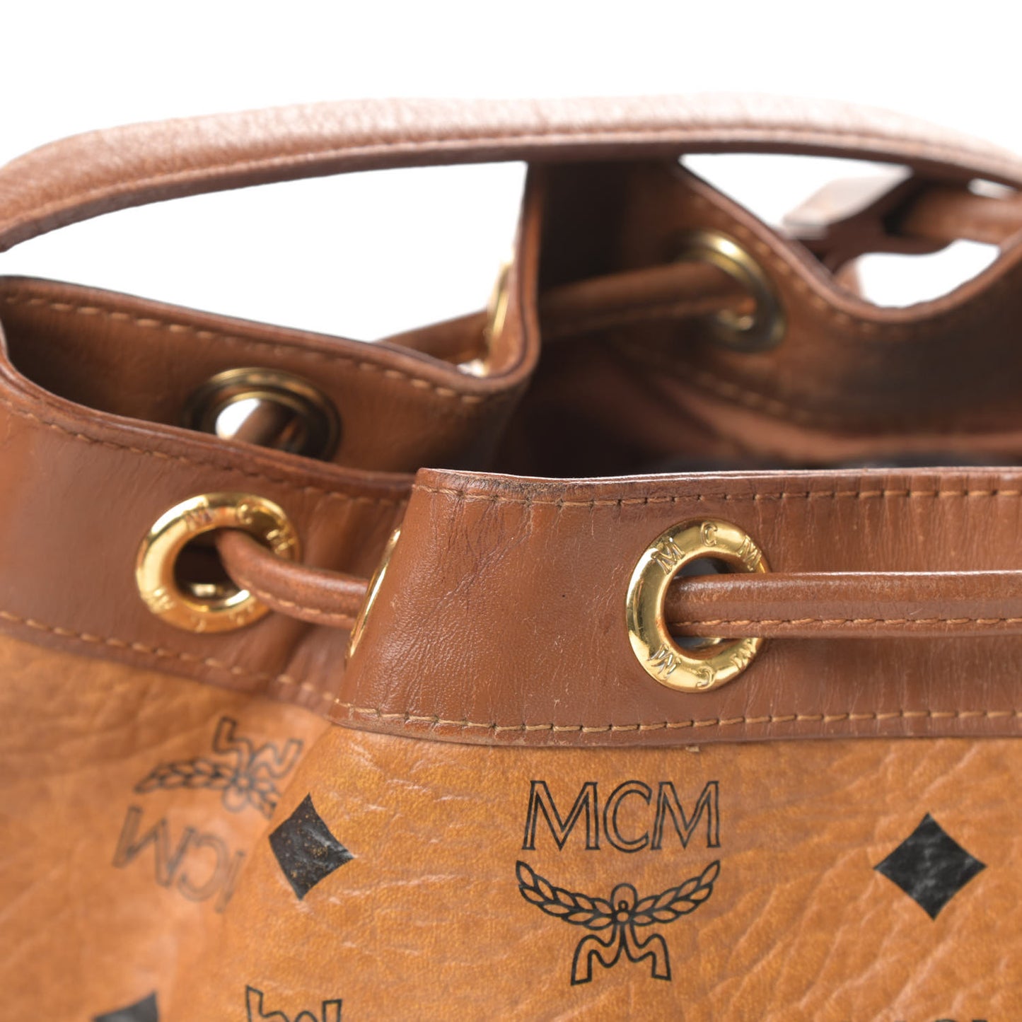 Visetos Essential Drawstring Bucket Bag Cognac