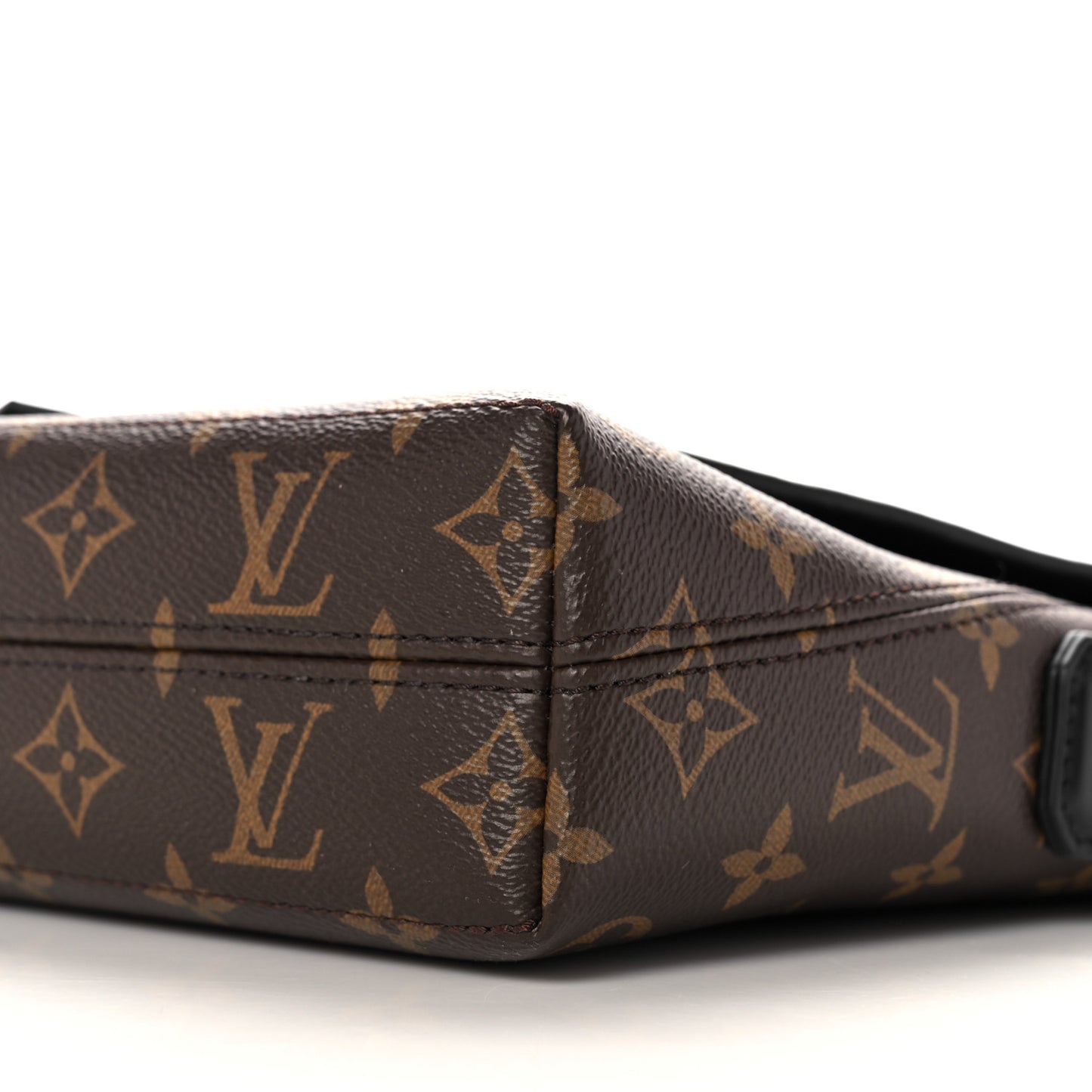Monogram Macassar Magnetic Messenger