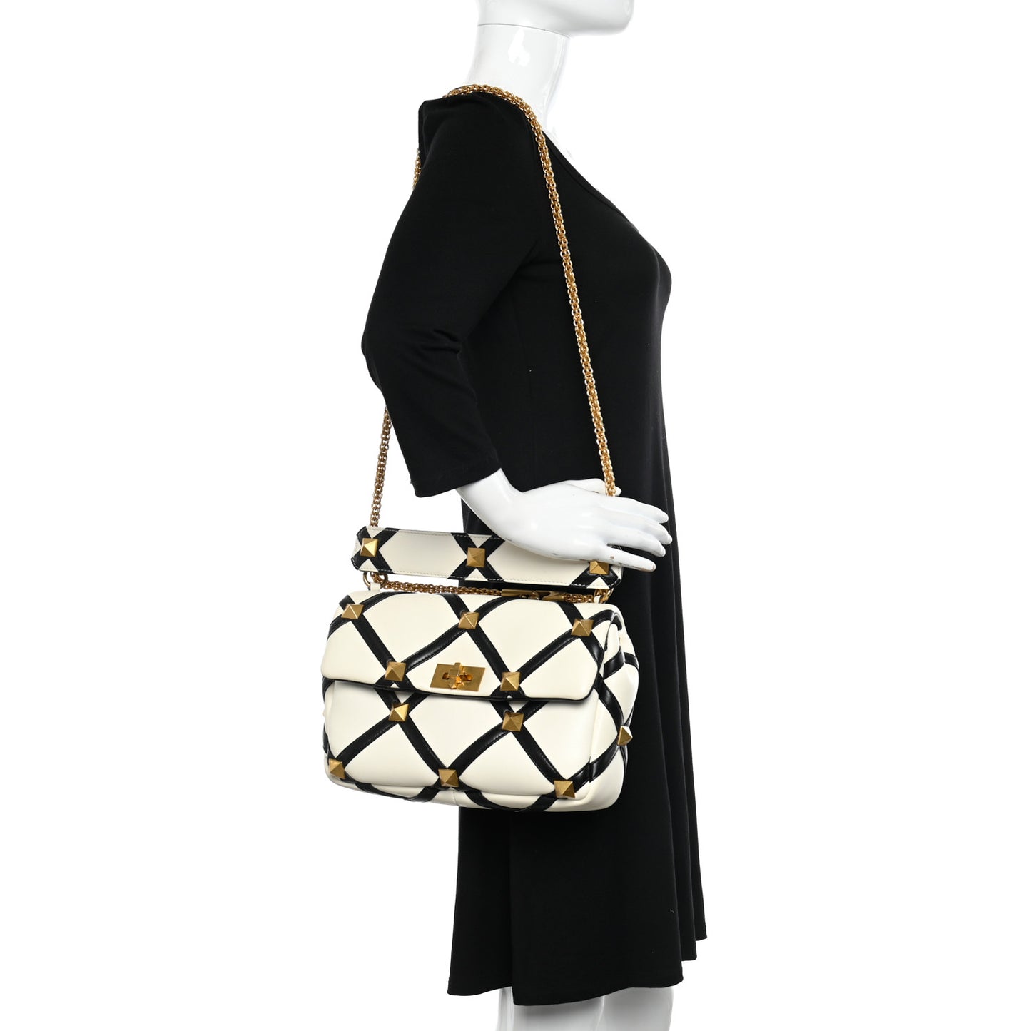 Nappa Large Roman Stud Shoulder Bag Ivory Black