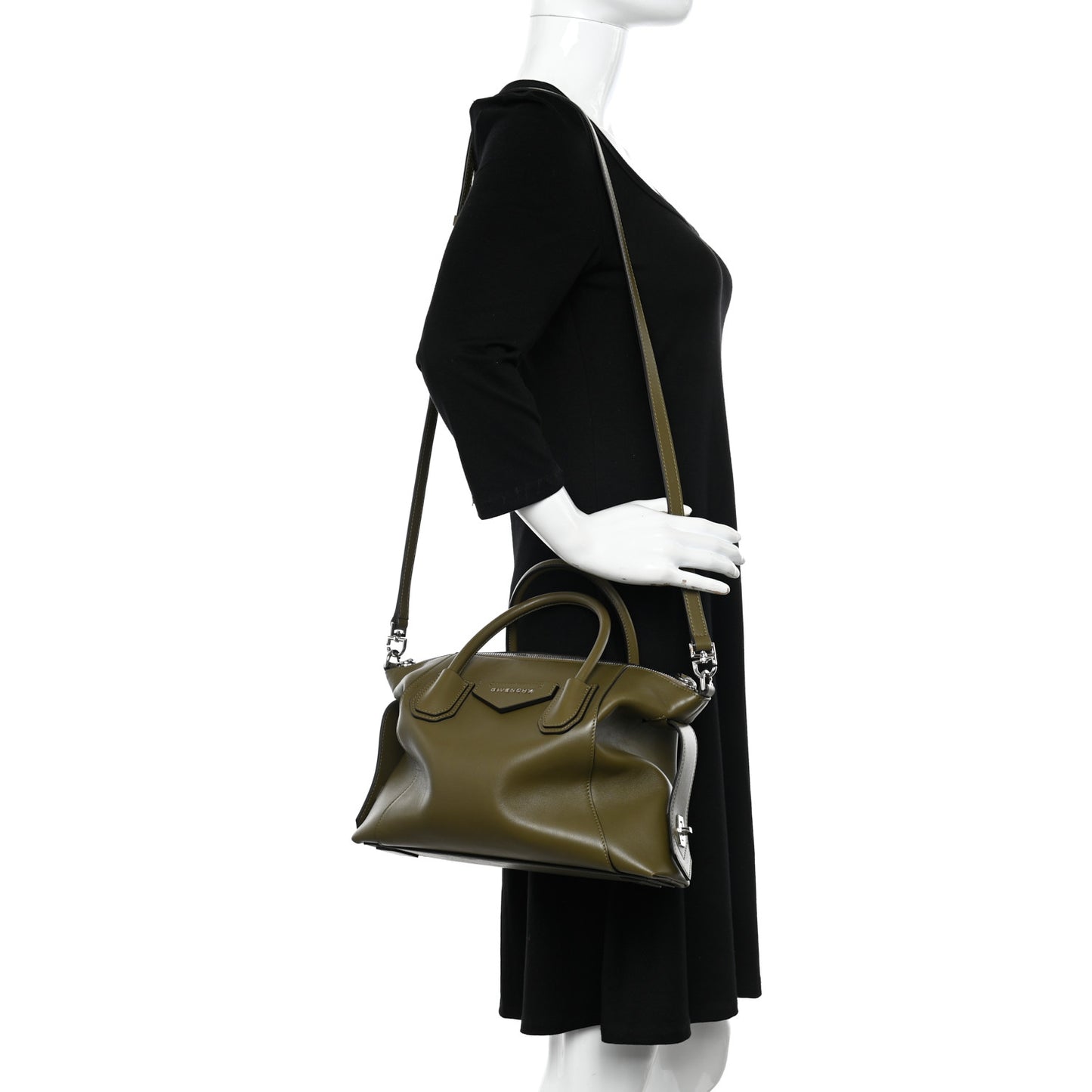 Smooth Calfskin Small Soft Antigona Dark Khaki