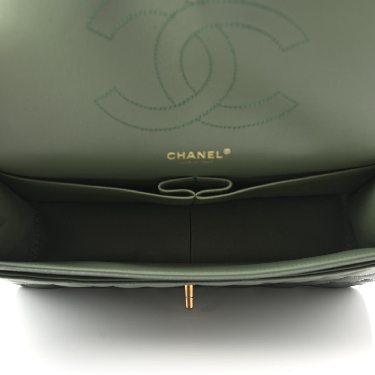 Caviar Quilted Jumbo Double Flap Dark Green