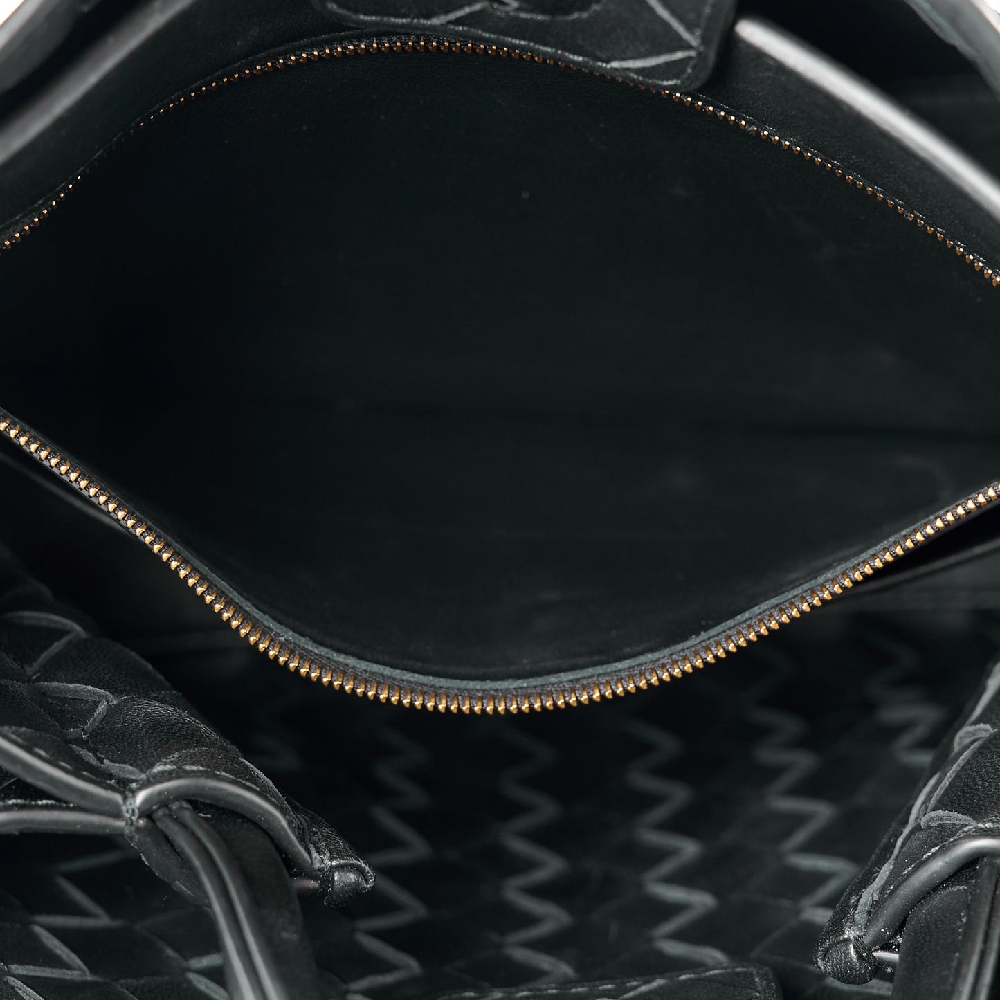 Nappa Intrecciato Small Andiamo Shoulder Bag Black