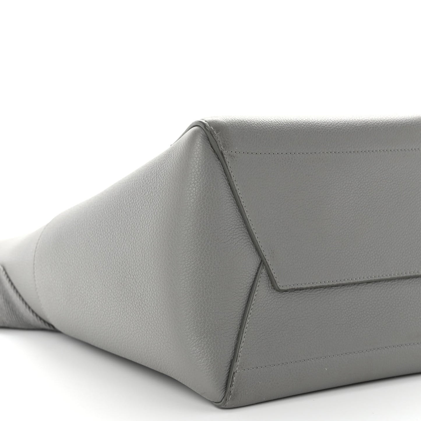 Soft Grained Calfskin Sangle Bucket Bag Cloud