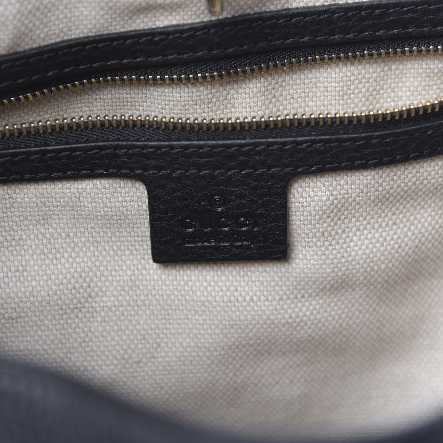 Pebbled Calfskin Medium Soho Chain Shoulder Bag Black