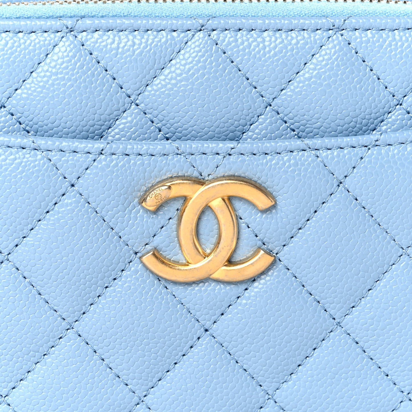 Caviar Quilted Small Pick Me Up Vanity Case Light Blue
