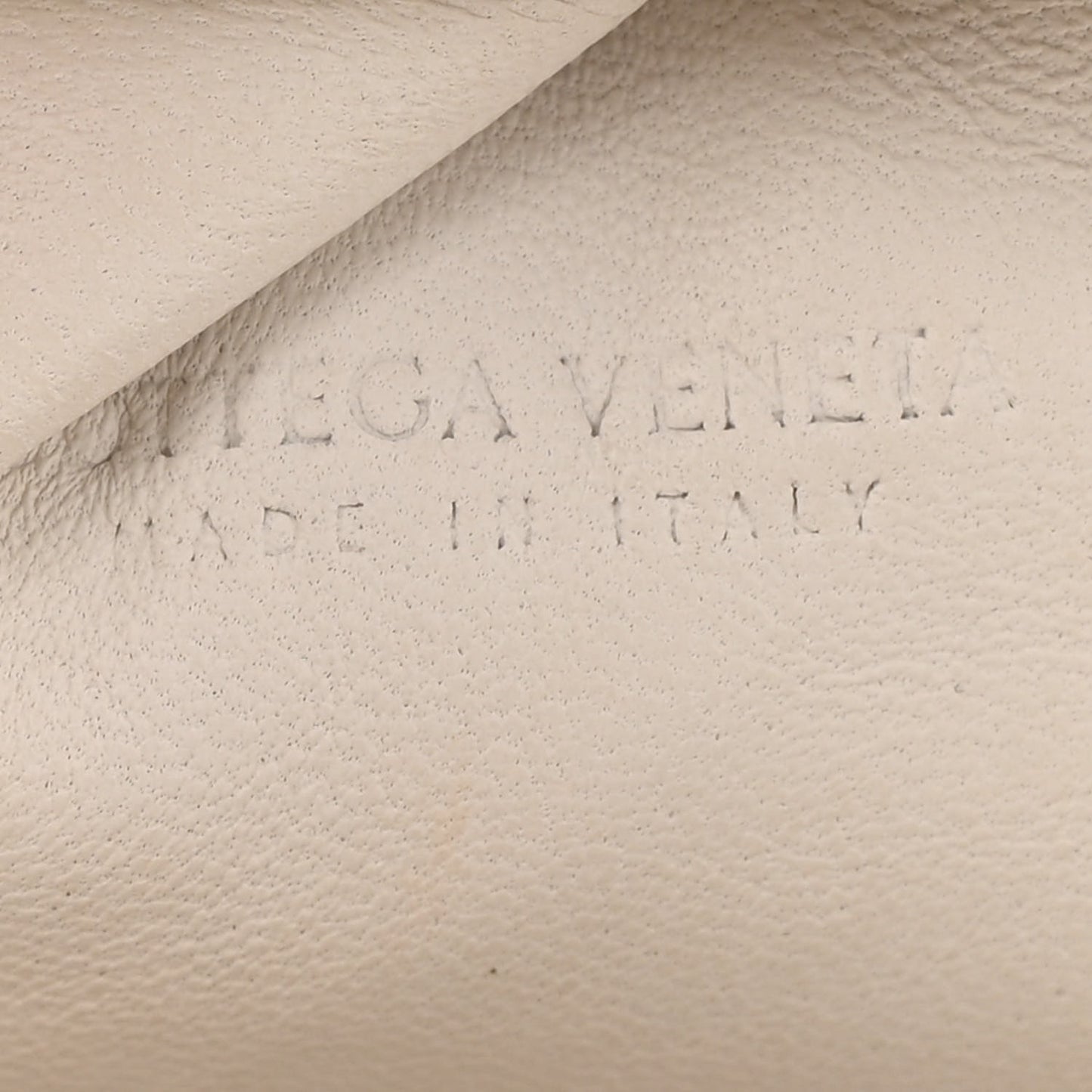 Nappa Intrecciato The Mini Pouch Chalk