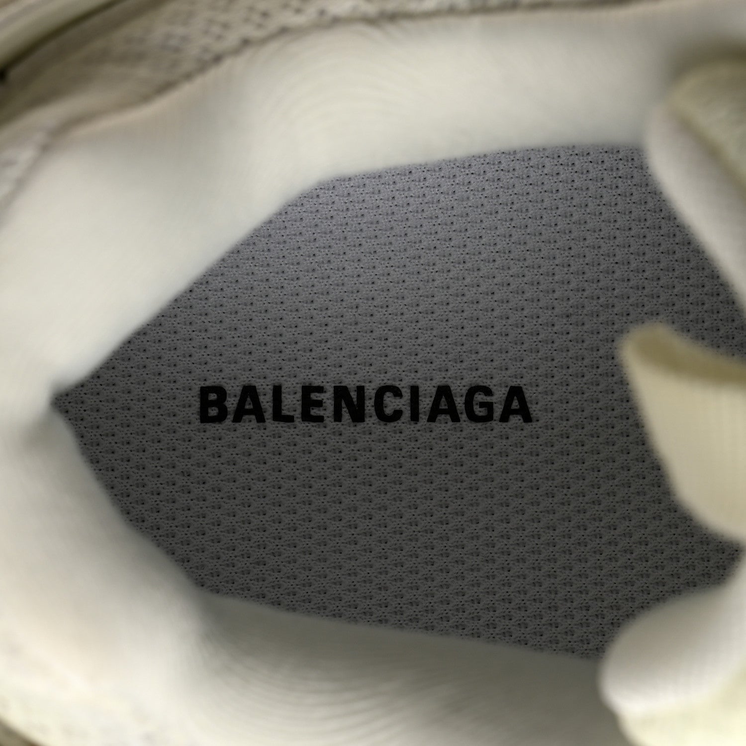 Balenciaga Mesh Nubuck Effect Fabric Glow in the Dark Womens Track Sneakers 41 White 6 of 9