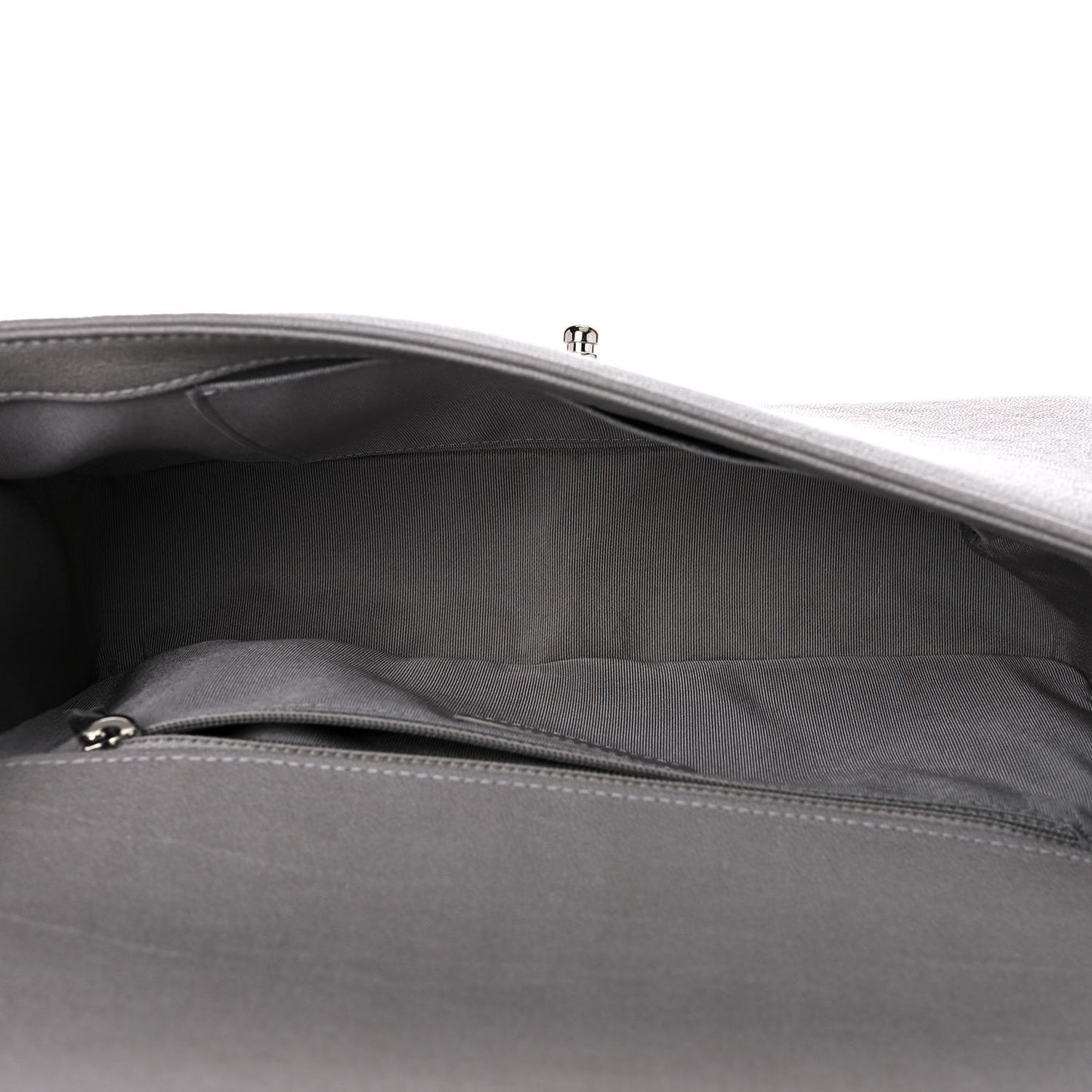 Caviar Quilted New Medium Boy Flap Grey