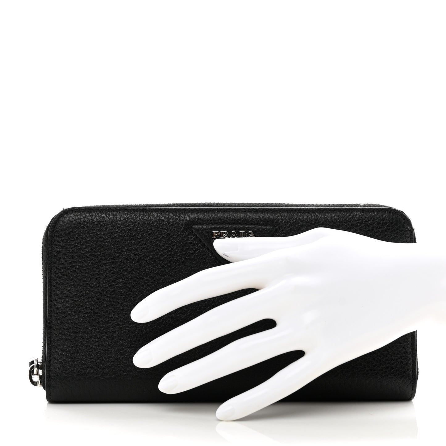 Vitello Daino Triangle Zip Around Wallet Black