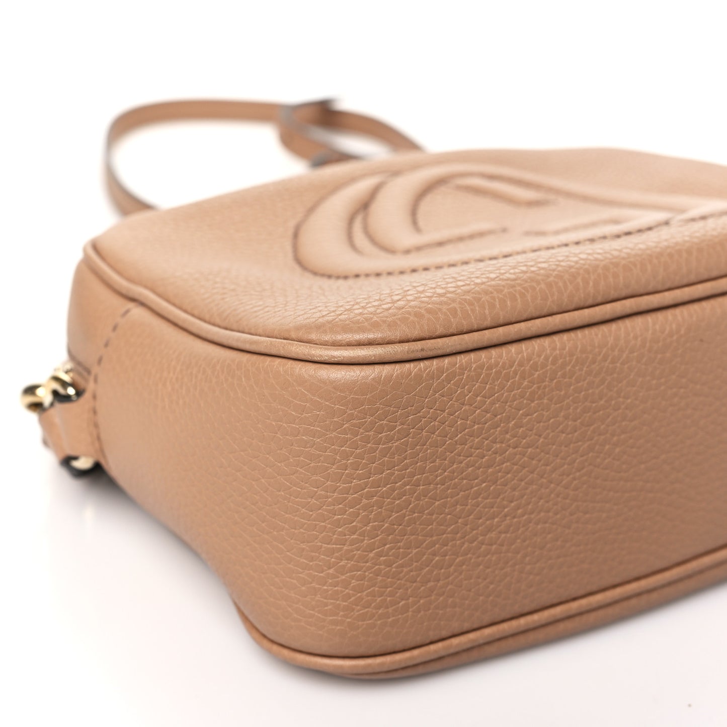 Pebbled Calfskin Small Soho Disco Bag Camelia