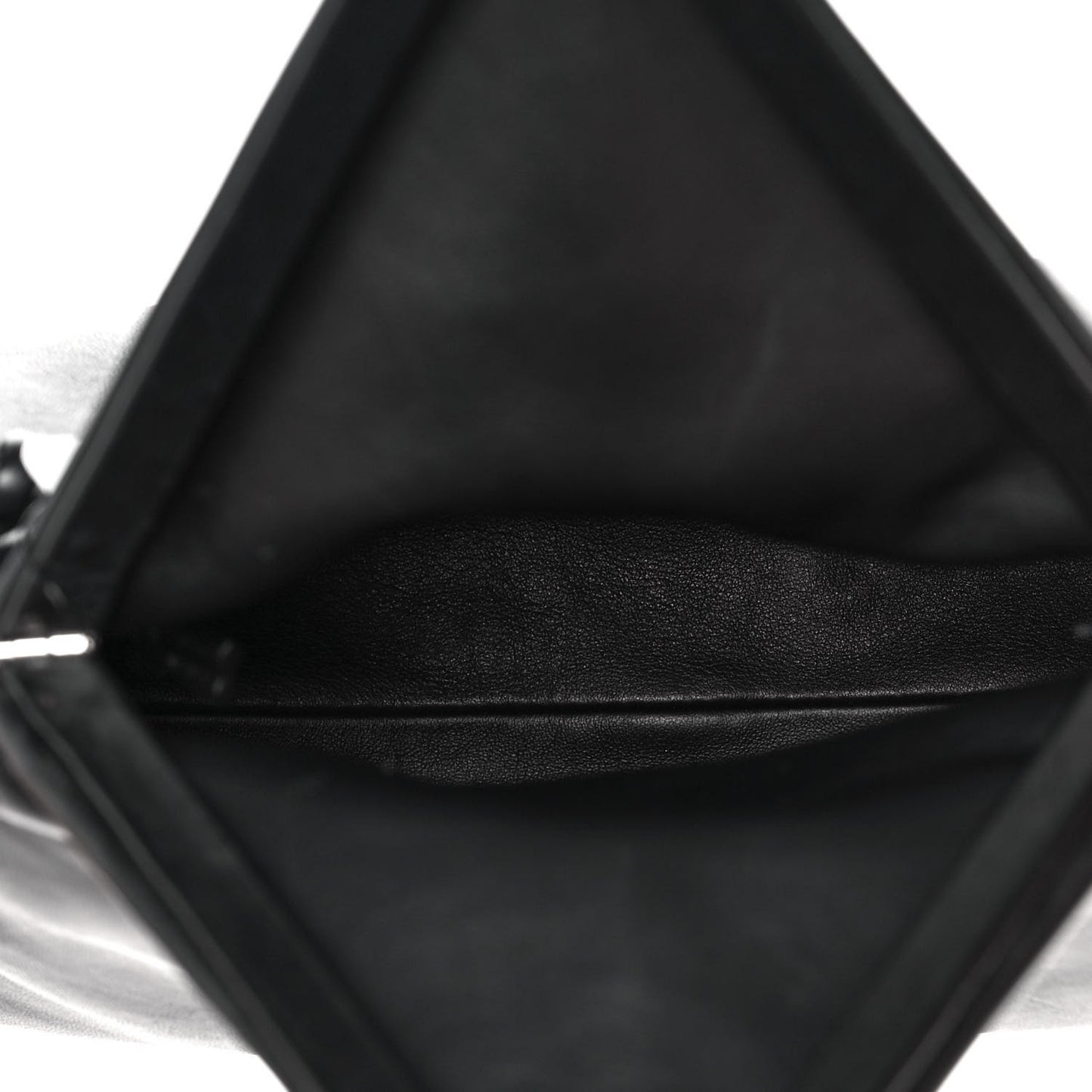 Lambskin BV Trine Clutch Black