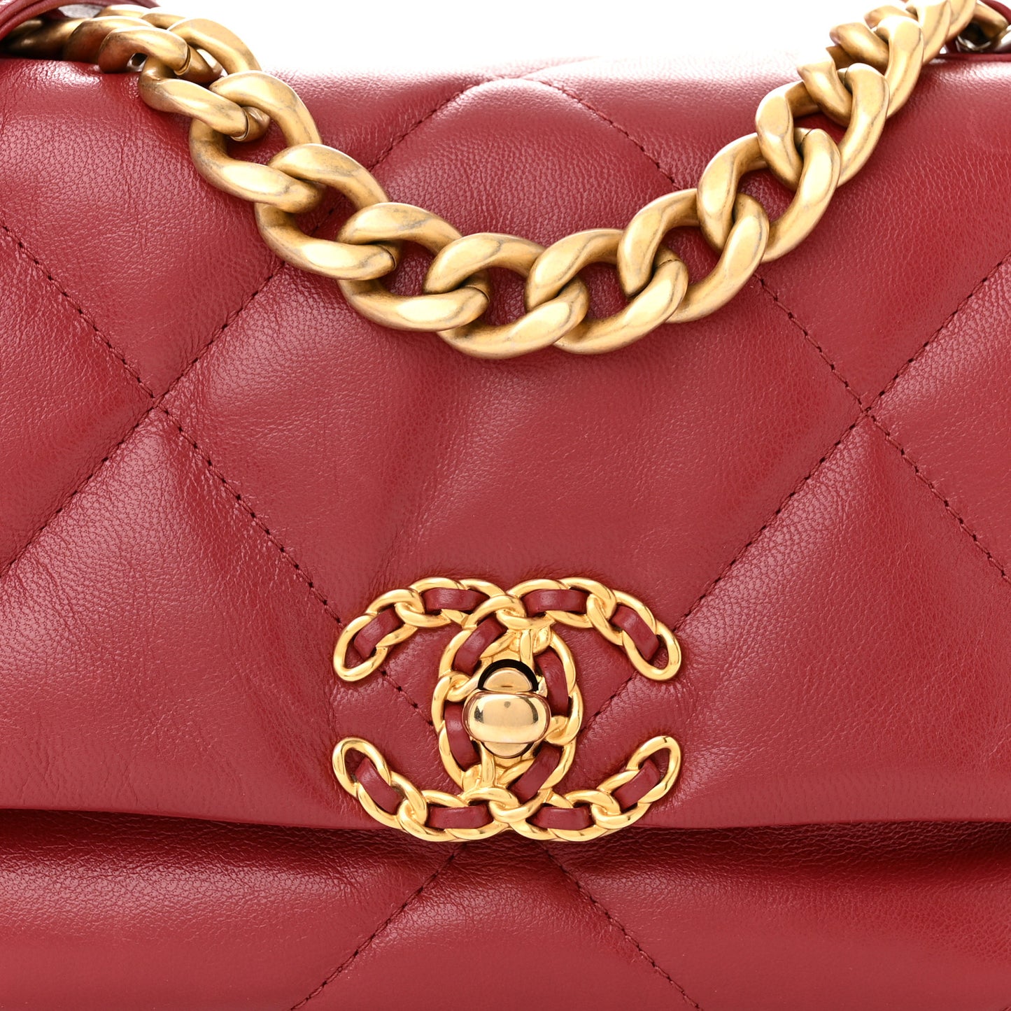 Goatskin Quilted Medium Chanel 19 Flap Red