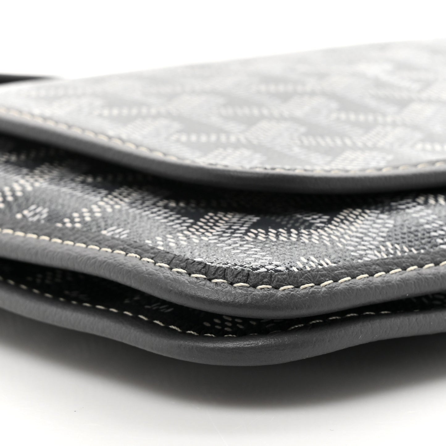 Goyardine Plumet Wallet Clutch Grey