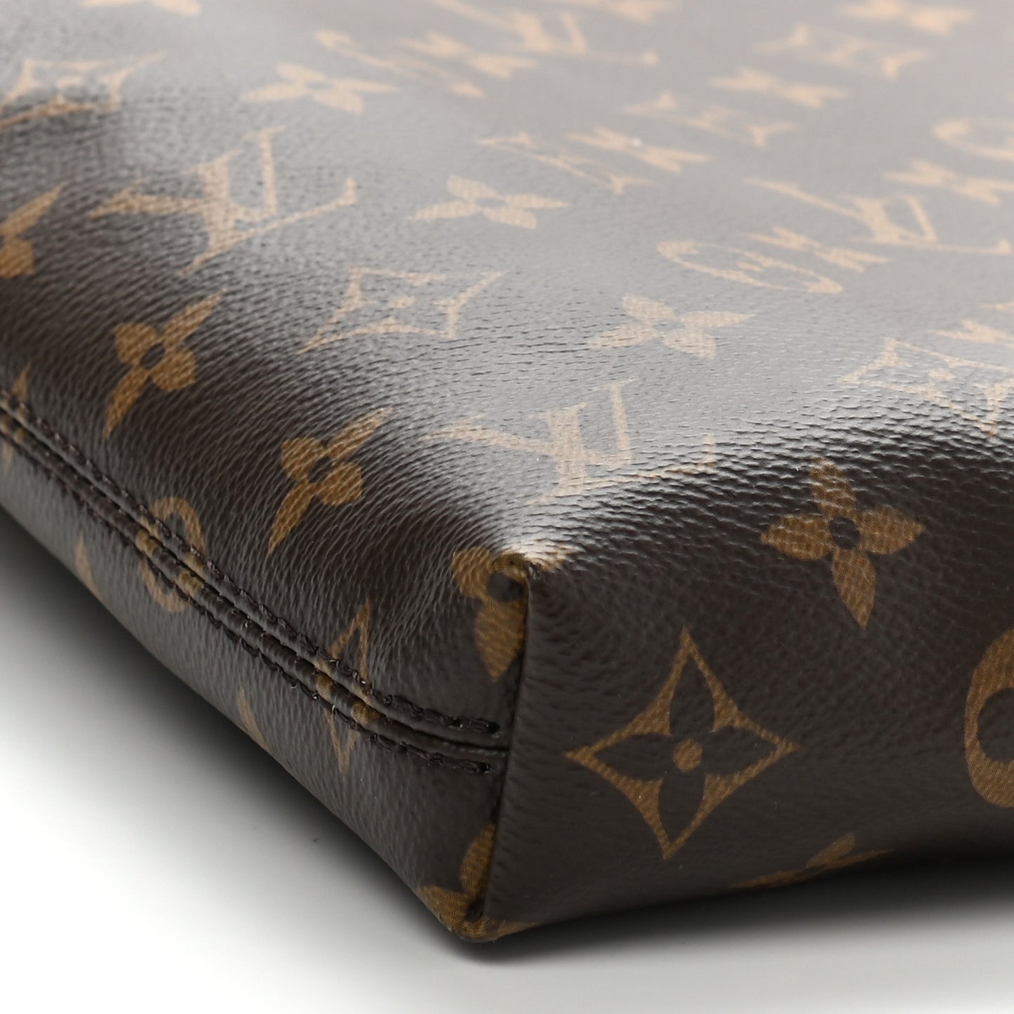 Monogram Carry It