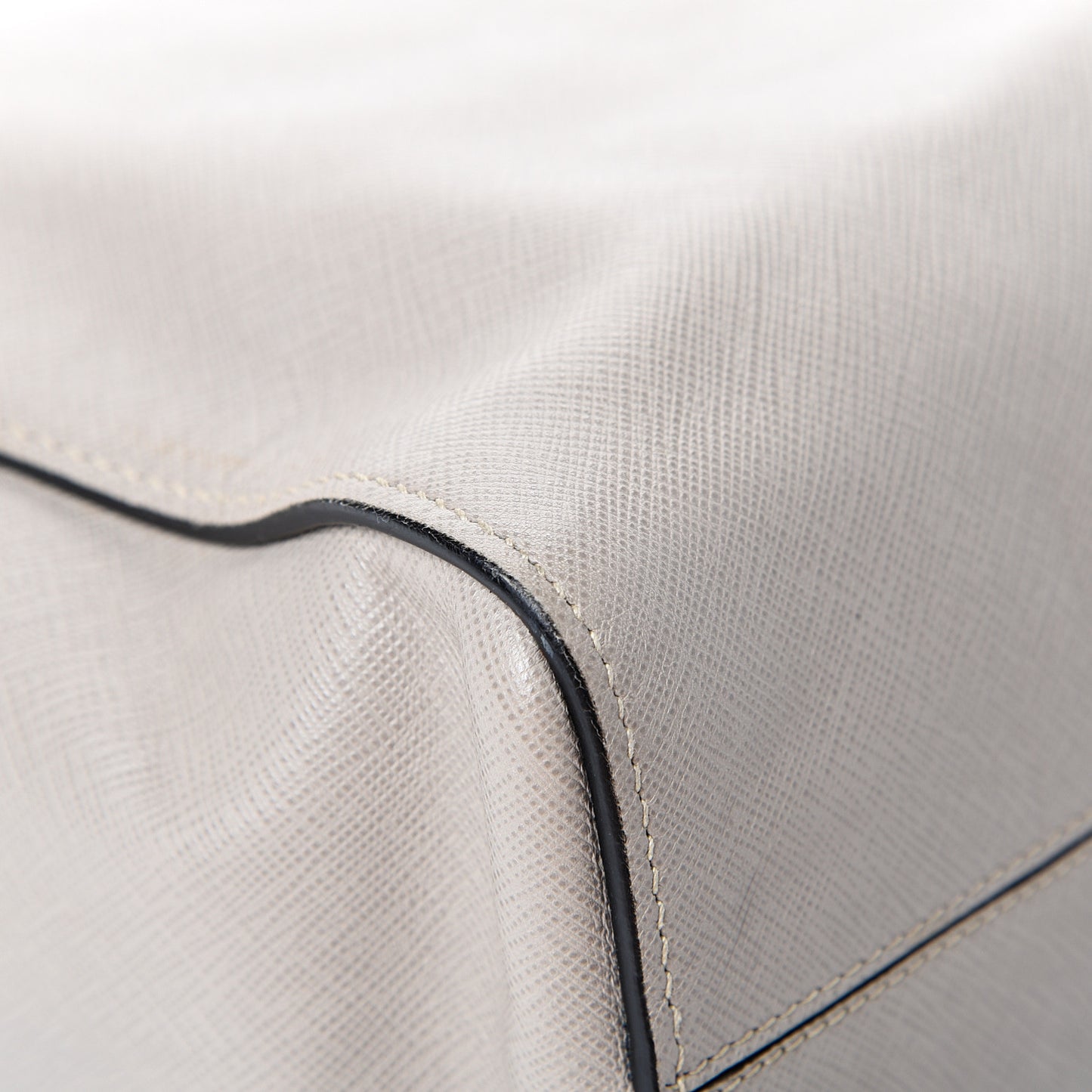 Saffiano Soft Tote Pomice