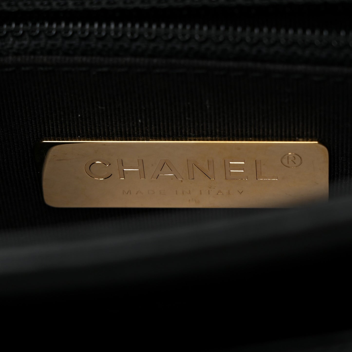 Calfskin Caviar Quilted Chain Handle Flap Black