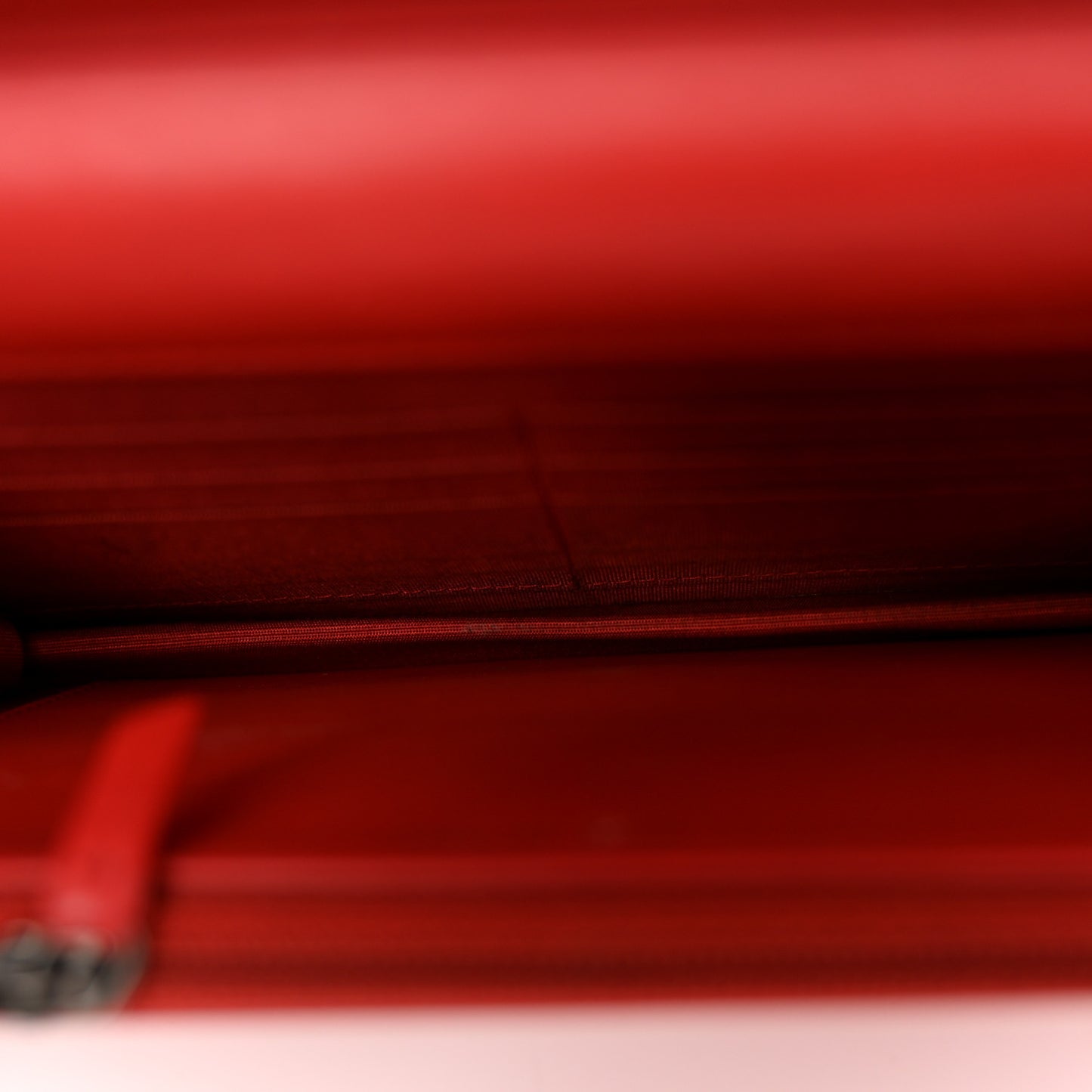 Caviar Timeless CC Wallet on Chain WOC Red