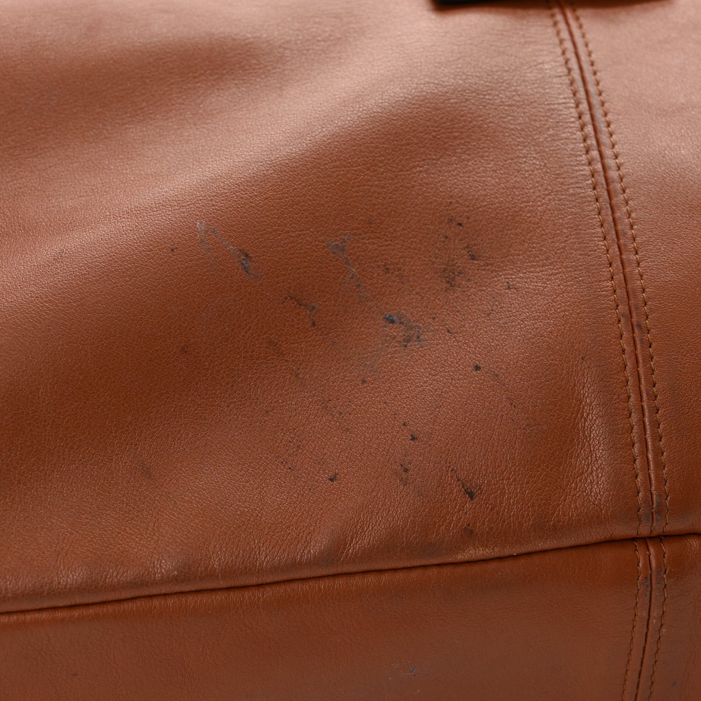 Calfskin Rockstud Hobo Selleria