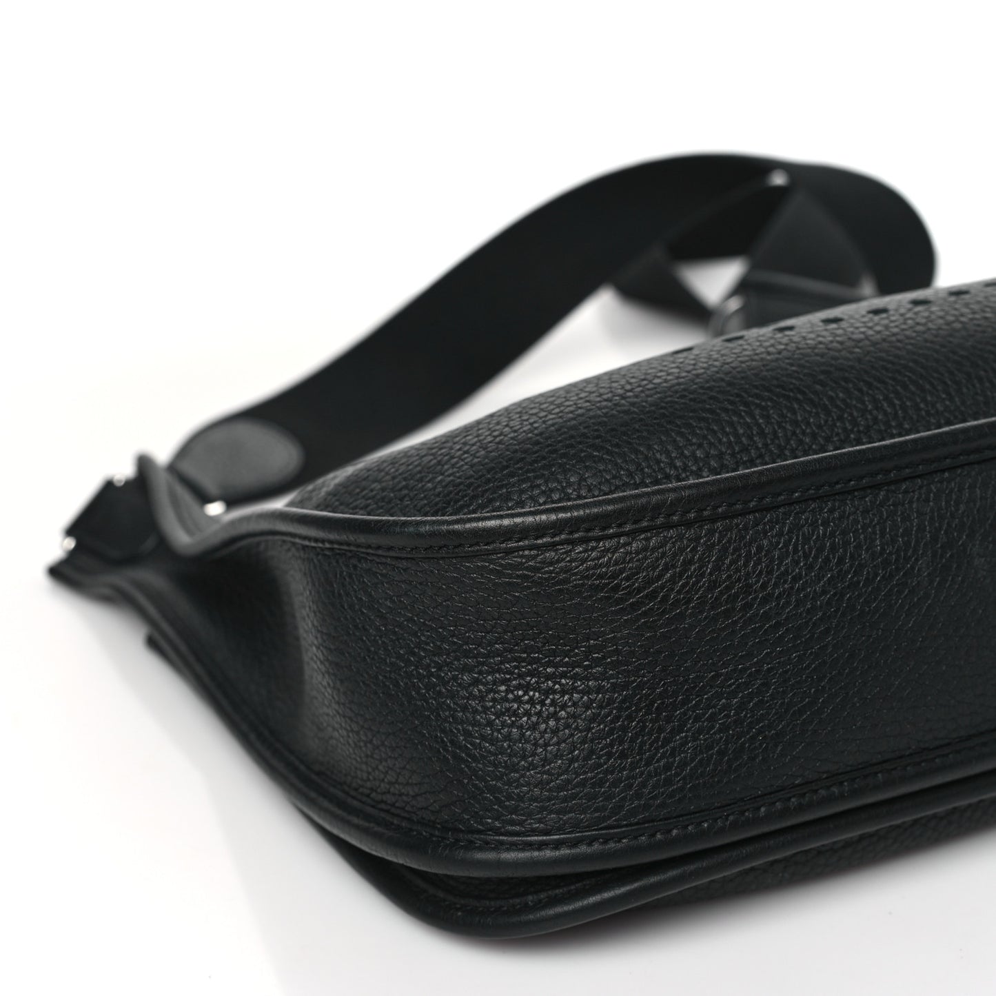 Taurillon Clemence Evelyne III PM Black