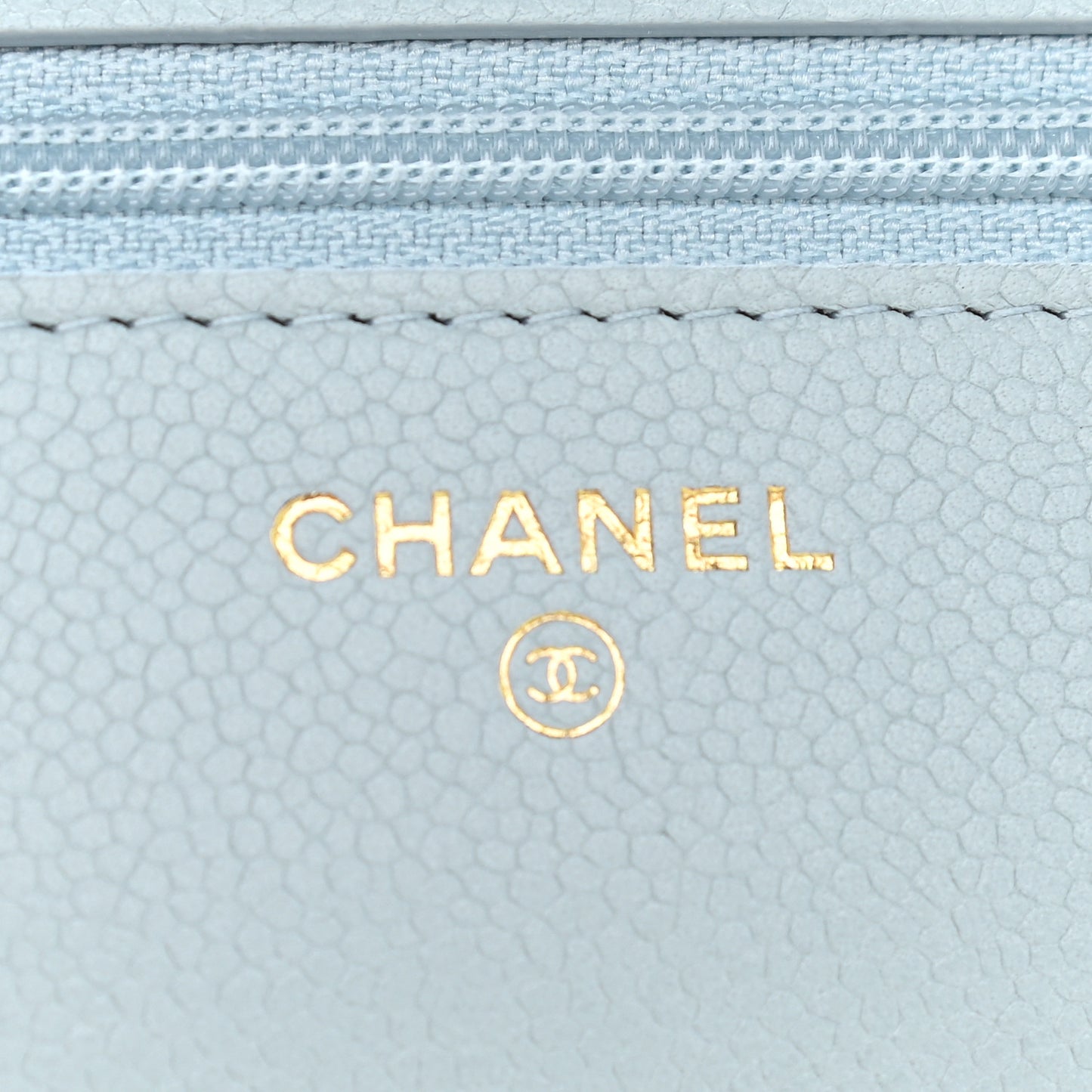 Caviar Quilted Tiny CC Wallet On Chain WOC Light Blue