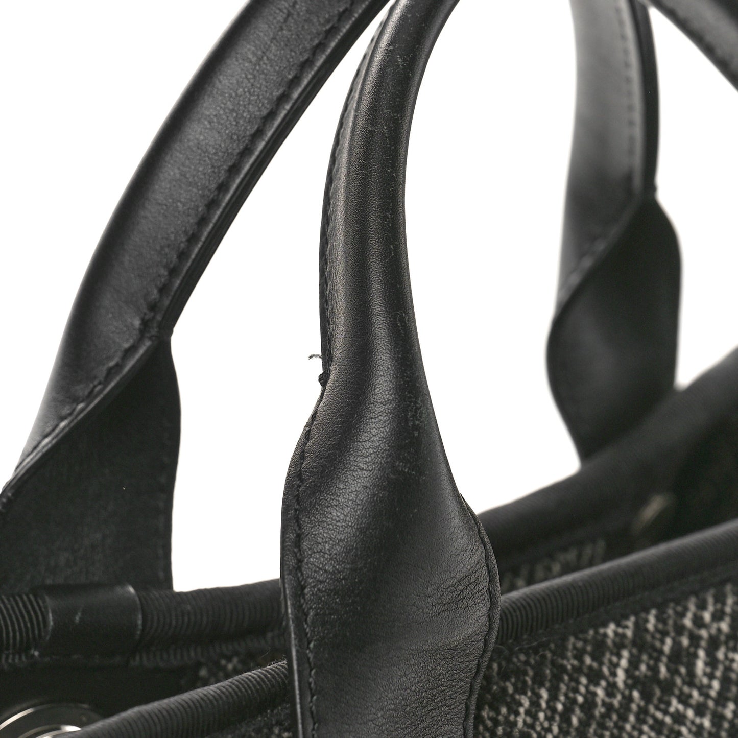 Mixed Fibers Calfskin Medium Deauville Tote Black