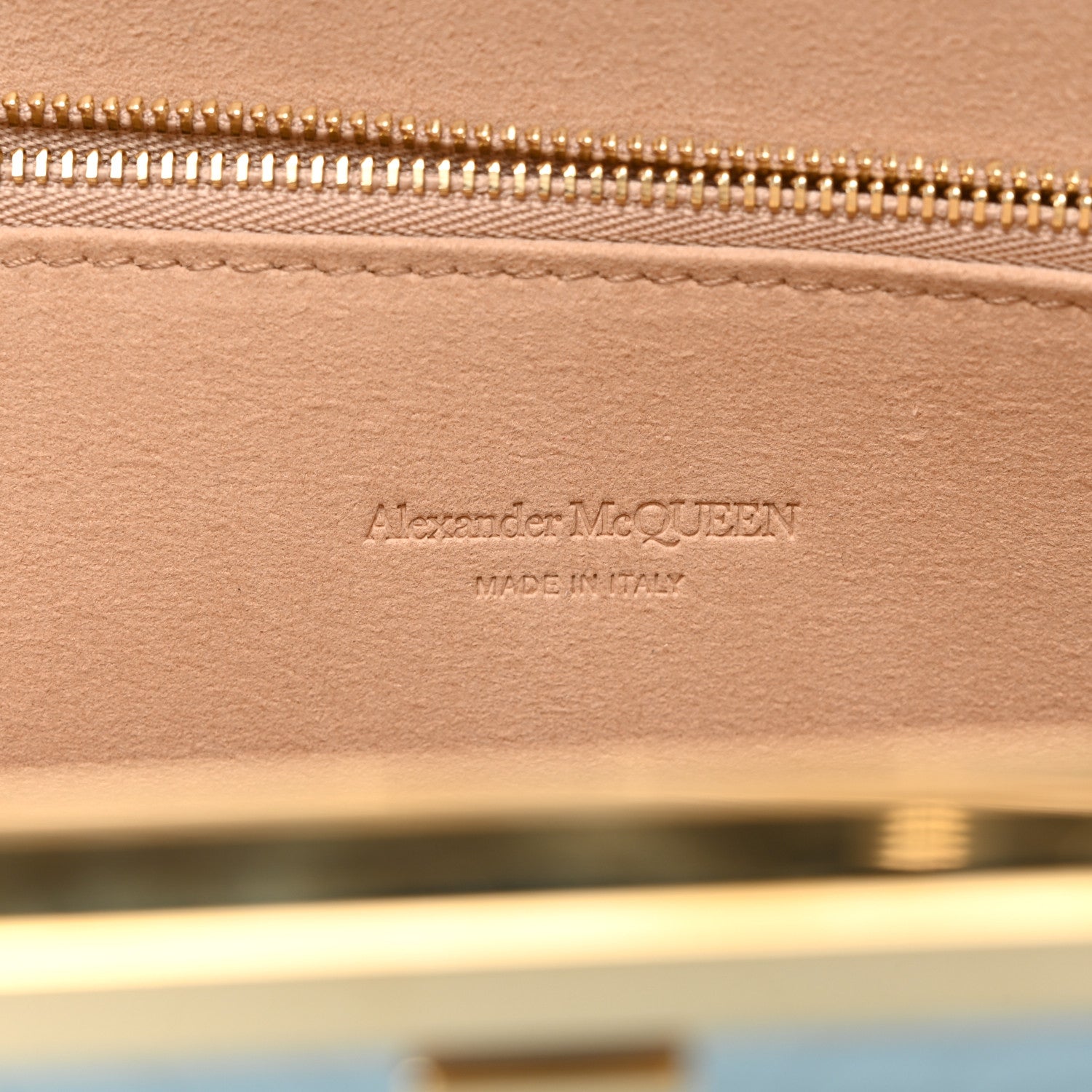 Alexander McQueen ALEXANDER MCQUEEN Calfskin Crocodile Embossed Knuckle Flat Clutch Light Blue 7 of 10