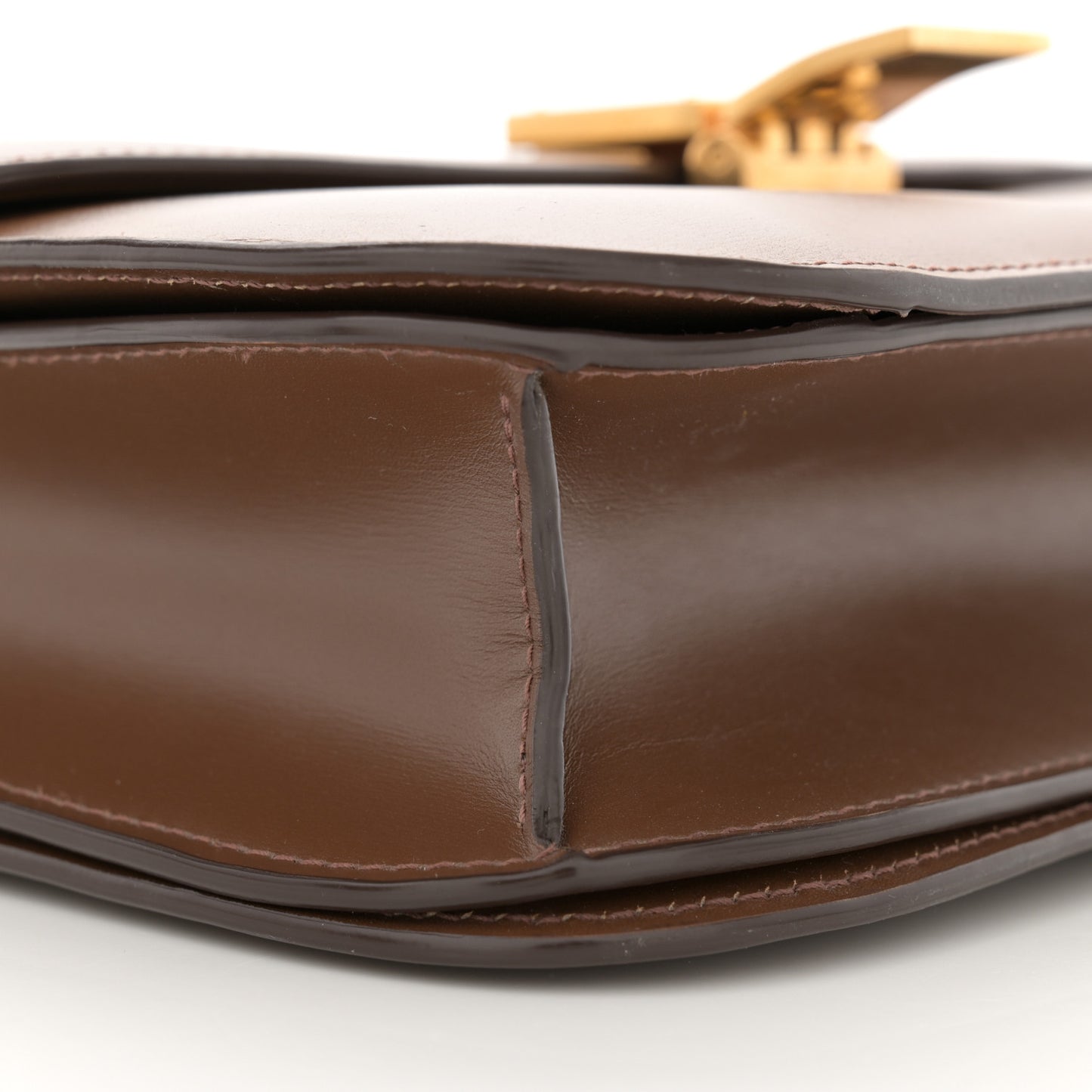 Box Calfskin Medium Classic Box Flap Bag Camel
