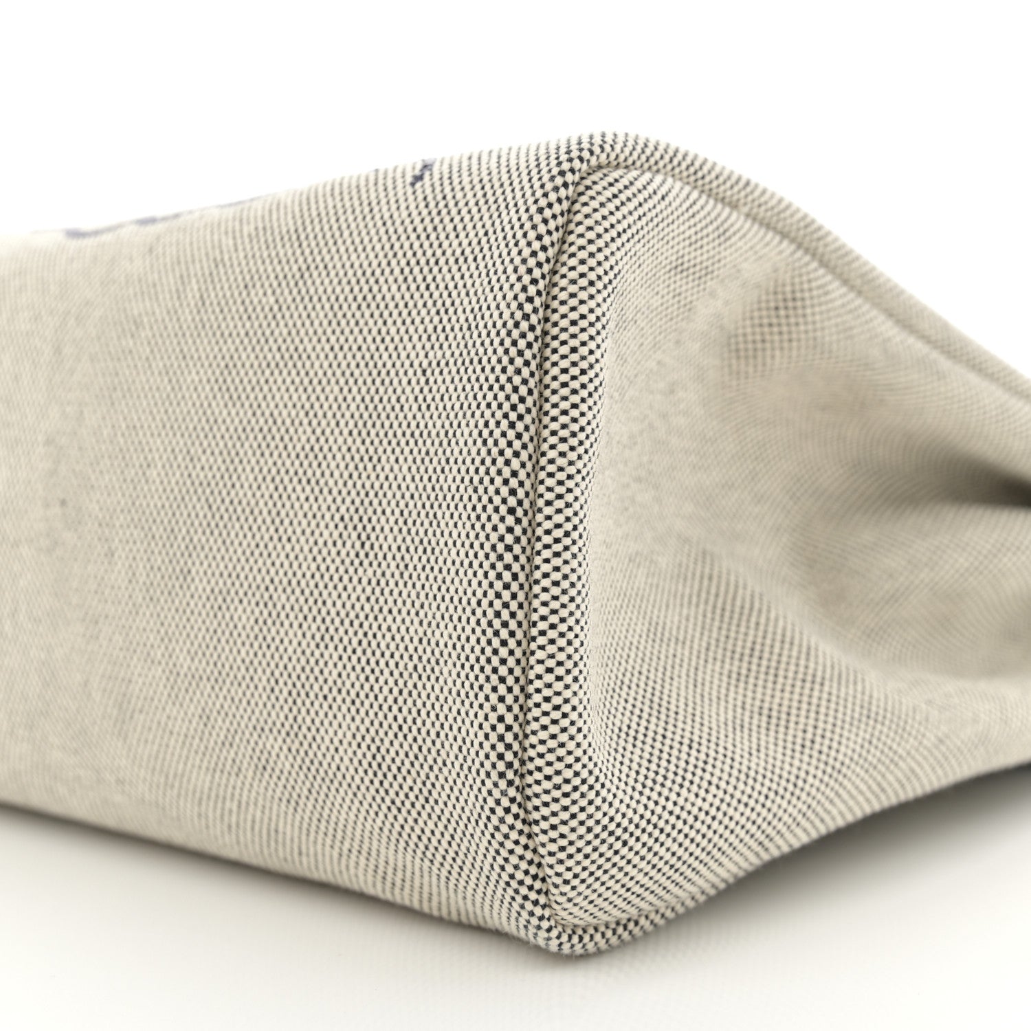 Hermes Vache Hunter Toile H Pegase Pop Herbag Zip Retourne 31 PM Bleu Indigo Ecru Black 10 of 14