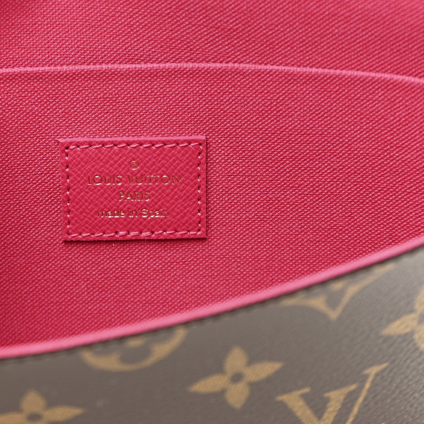 Monogram 2021 Christmas Animation Hollywood Pochette Felicie Chain Wallet Fuchsia