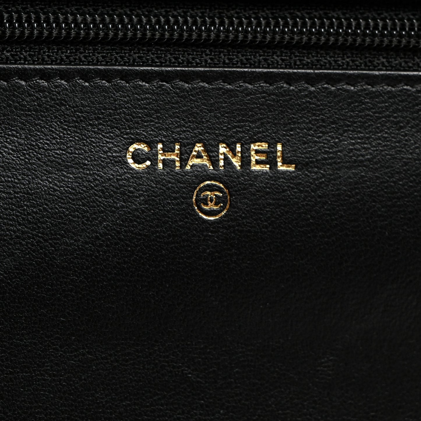 Lambskin Quilted CC Pearl Crush Wallet on Chain WOC Black