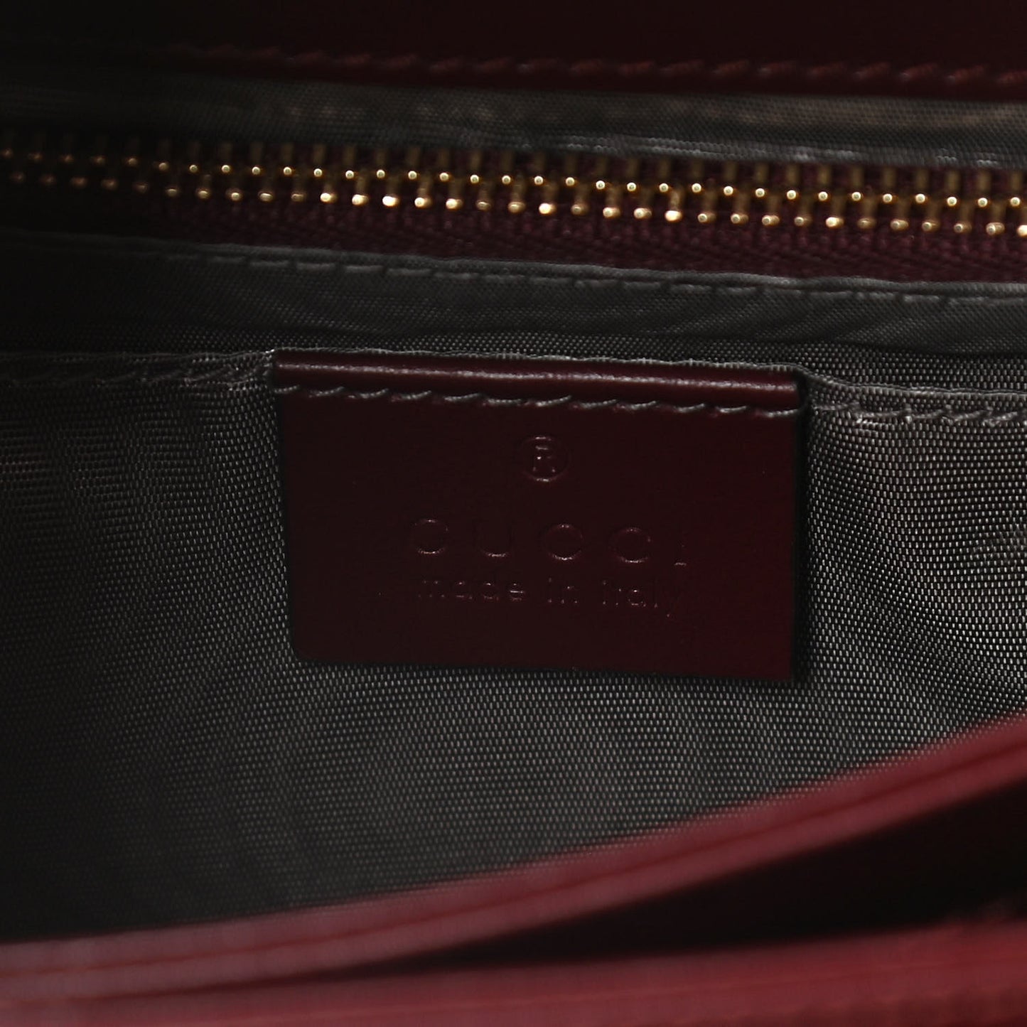 Smooth Calfskin Small Zumi Shoulder Bag Vintage Bordeaux
