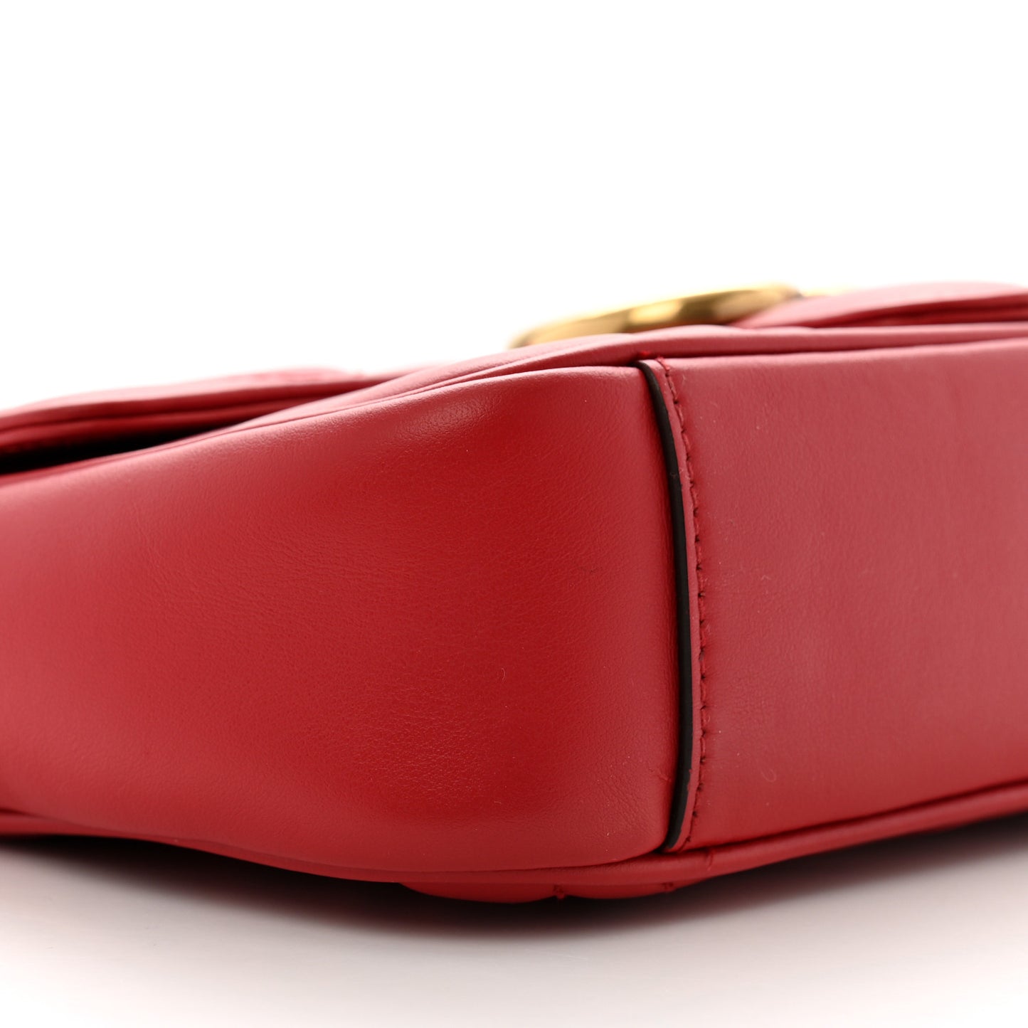 Calfskin Matelasse Small GG Marmont Shoulder Bag Hibiscus Red